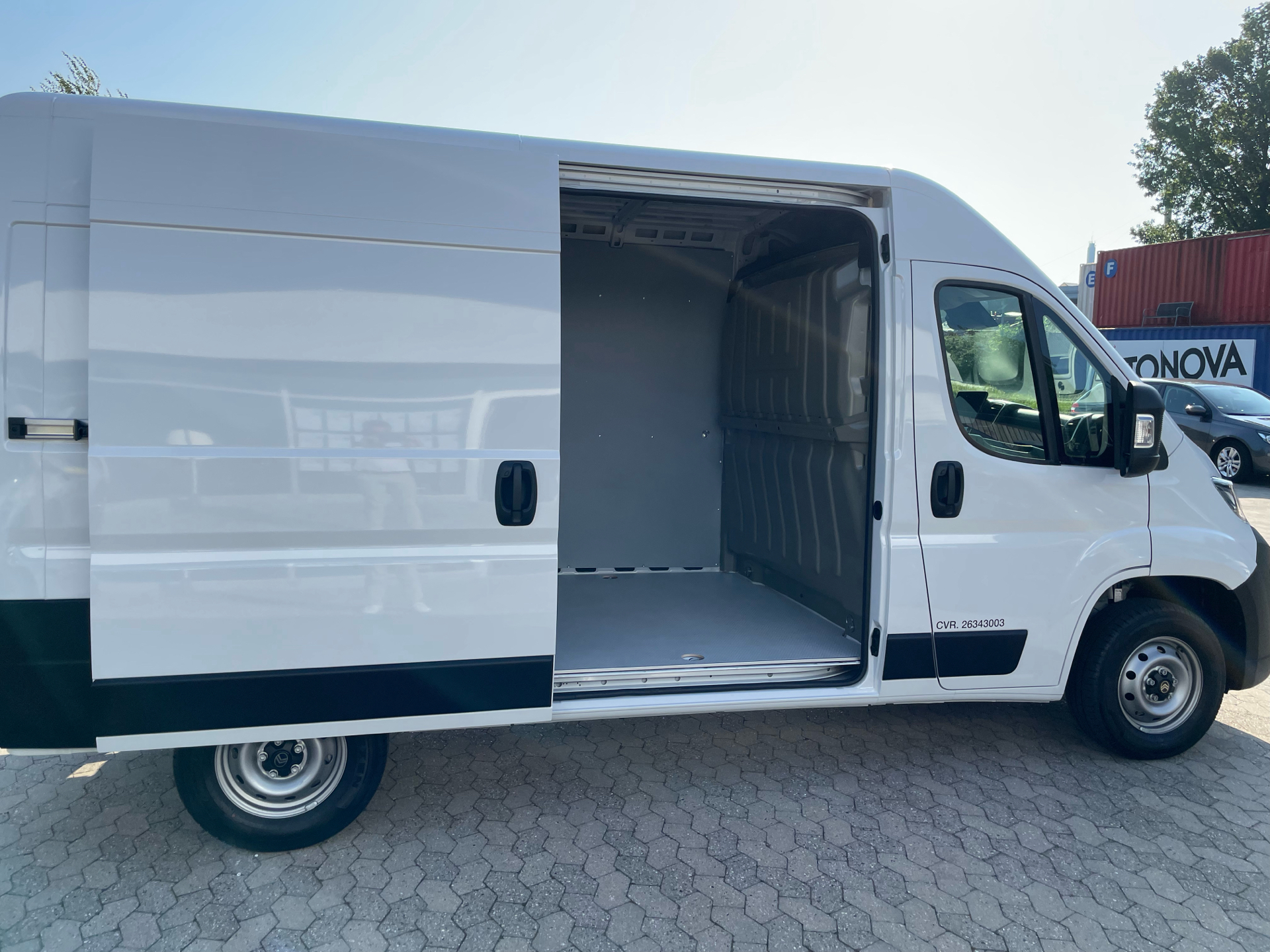 Billede af Citroën Jumper 33 L2H2 2,2 Blue HDi Masterline 140HK Van 6g