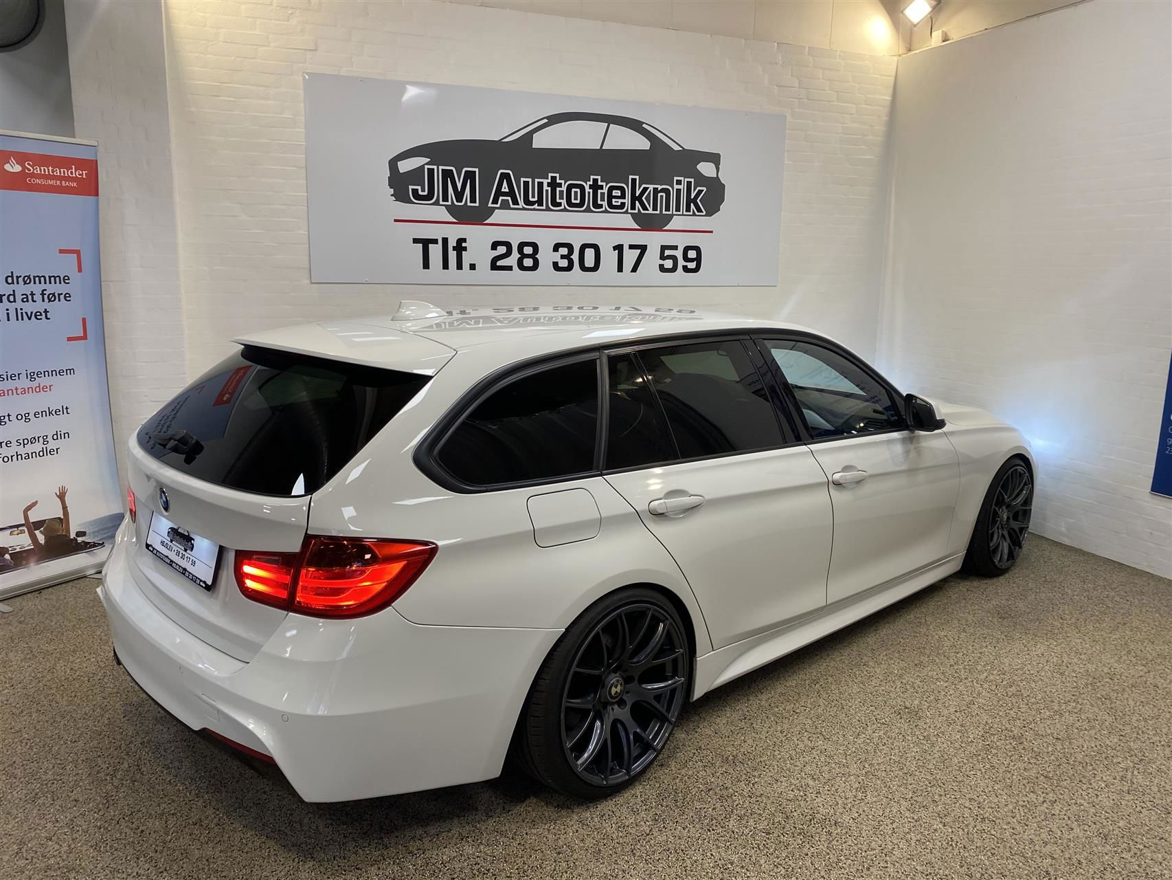 Billede af BMW 318d Touring 2,0 D Sport Line 143HK Stc 8g Aut.