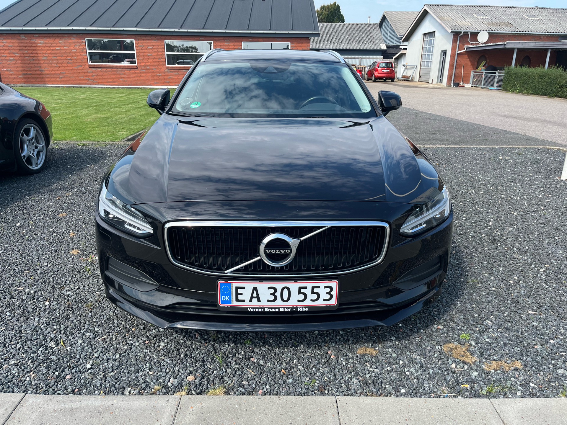 Billede af Volvo V90 2,0 D4 Momentum 190HK Stc 8g Aut.