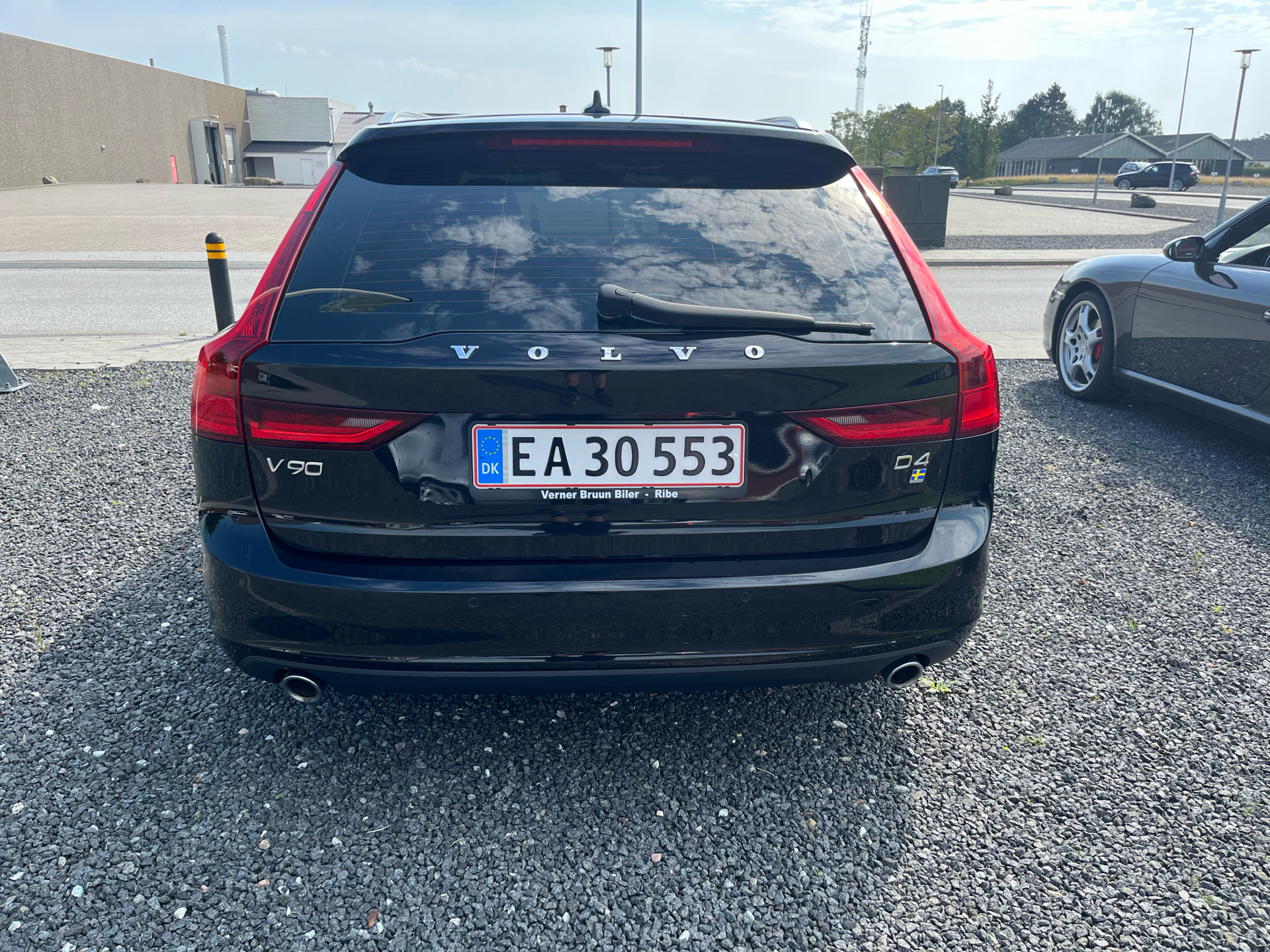 Billede af Volvo V90 2,0 D4 Momentum 190HK Stc 8g Aut.