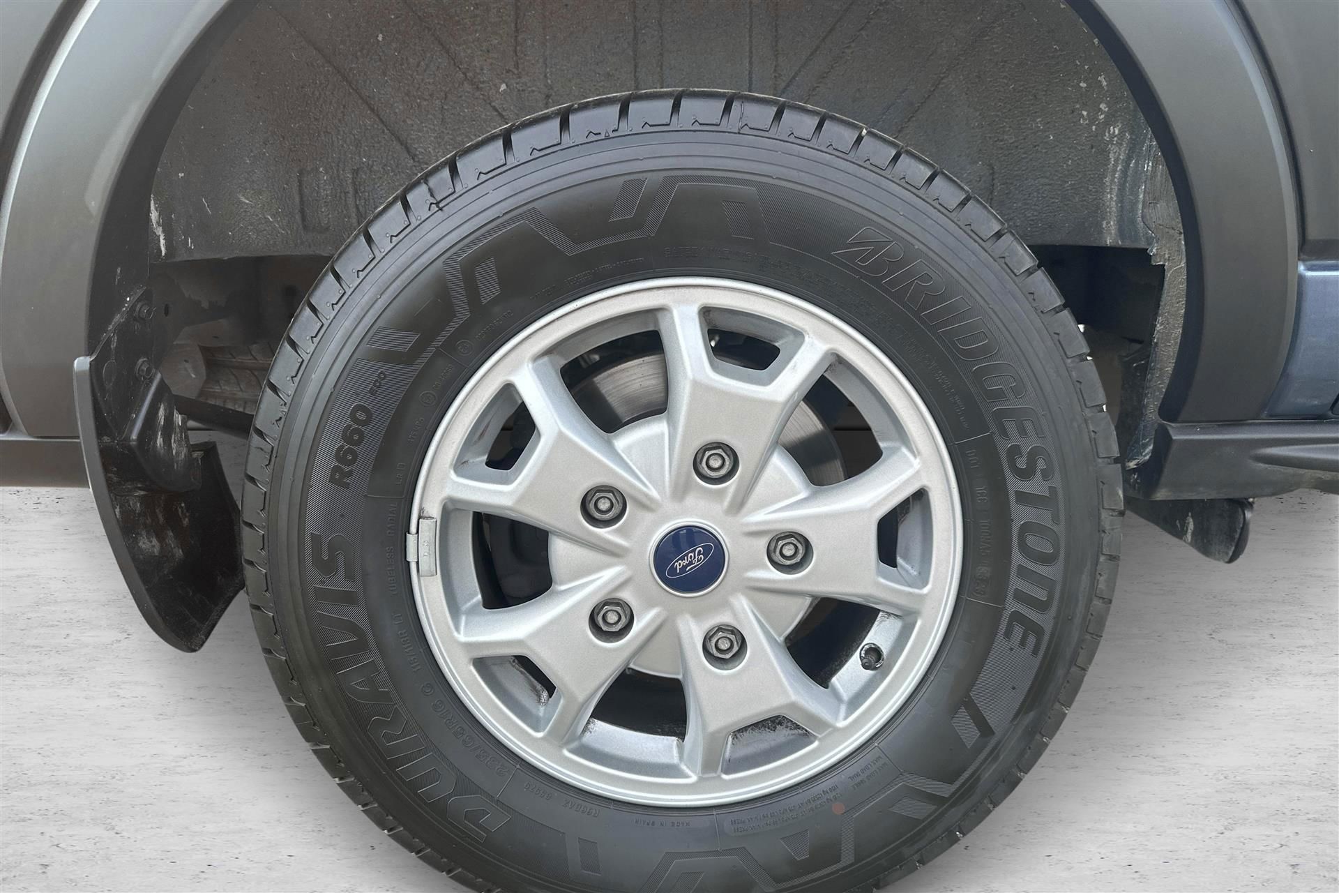 Billede af Ford Transit 350 L2H2 2,0 TDCi Limited 170HK Van 6g Aut.