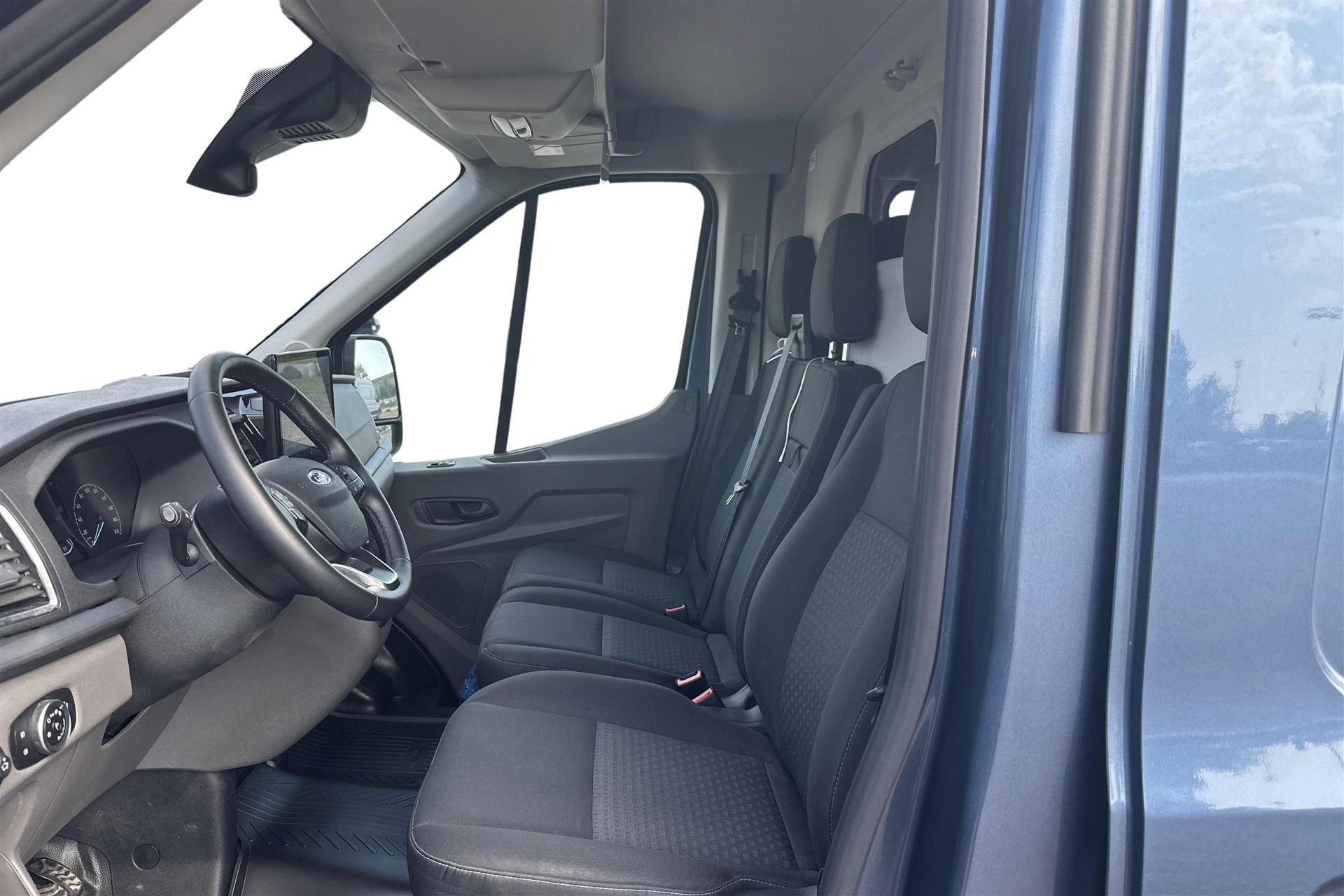 Billede af Ford Transit 350 L2H2 2,0 TDCi Limited 170HK Van 6g Aut.