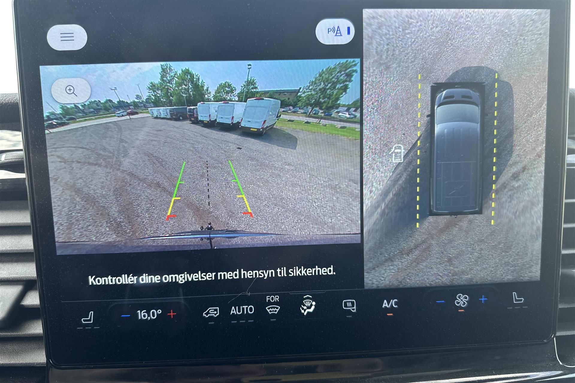 Billede af Ford Transit 350 L2H2 2,0 TDCi Limited 170HK Van 6g Aut.