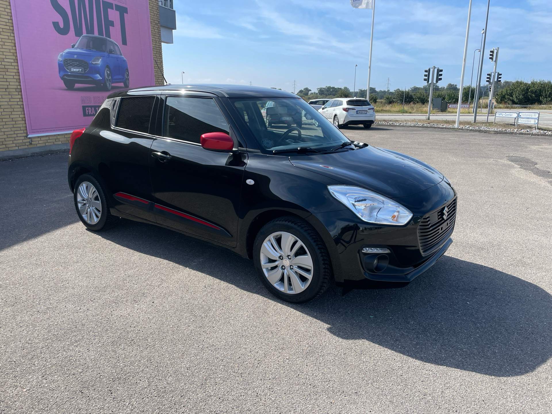 Billede af Suzuki Swift 1,2 Dualjet Action AEB CVT 90HK 5d Aut.