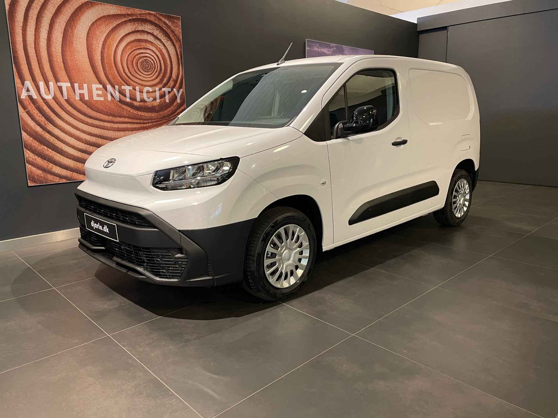 Billede af Toyota Proace City 1.5 diesel 100hp Medium/En skydedør Comfort Master