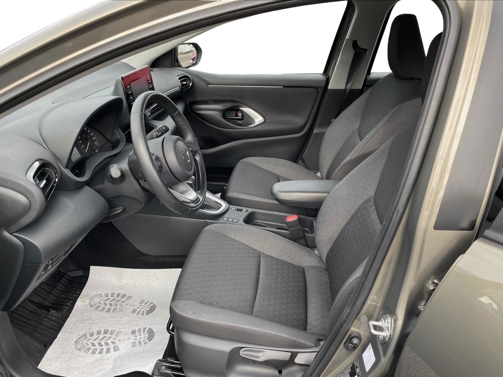 Billede af Mazda 2 1,5 VVT-I  Hybrid Pure Plus Pack CVT 116HK 5d Trinl. Gear