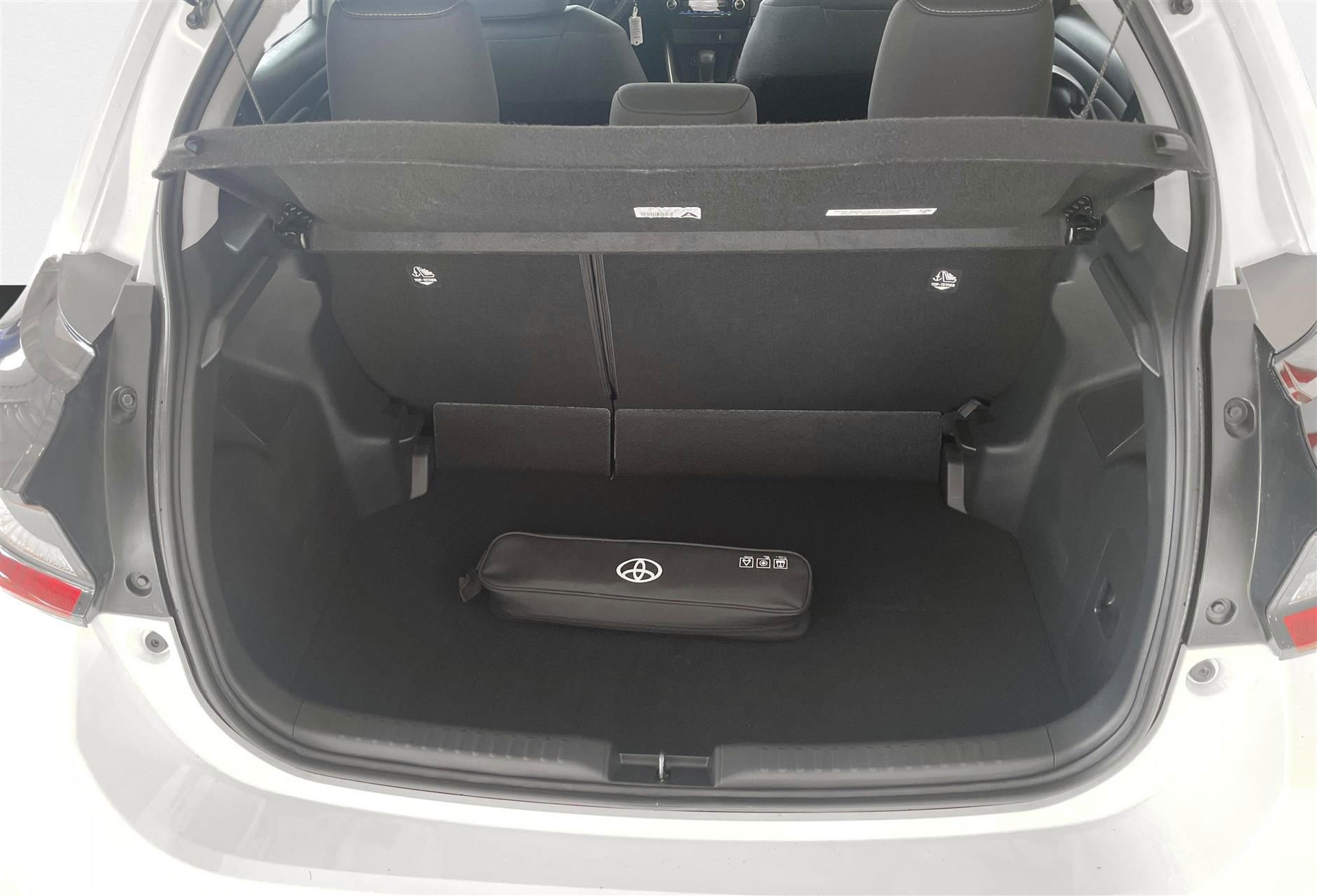 Billede af Toyota Yaris 1,5 Hybrid Essential Comfort 116HK 5d Trinl. Gear