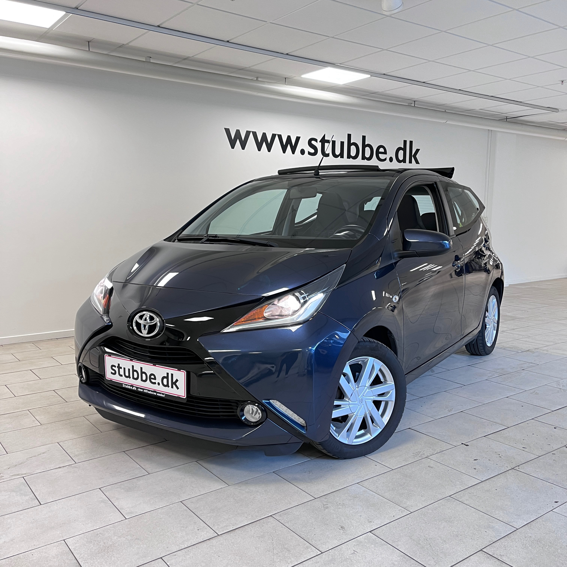 Billede af Toyota Aygo 1,0 VVT-I X-Wave Sky 69HK 5d