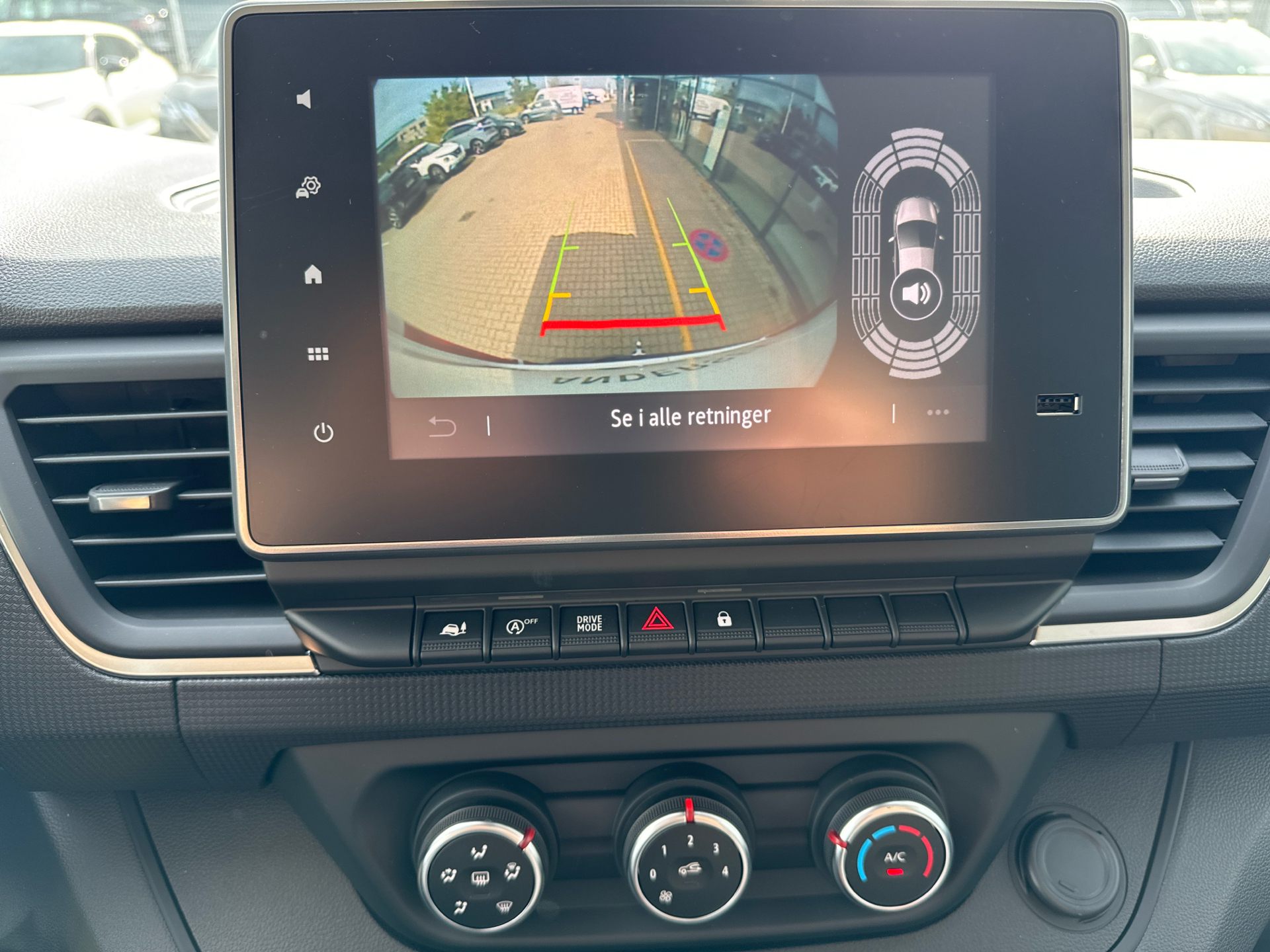 Billede af Nissan Primastar L2H1 2,0 DCi N-Connecta 150HK Van 6g Aut.