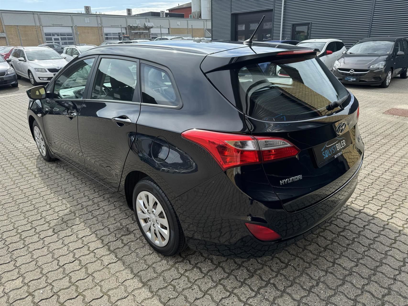 Billede af Hyundai i30 Cw 1,6 GDI Life Plus ISG 135HK Stc 6g