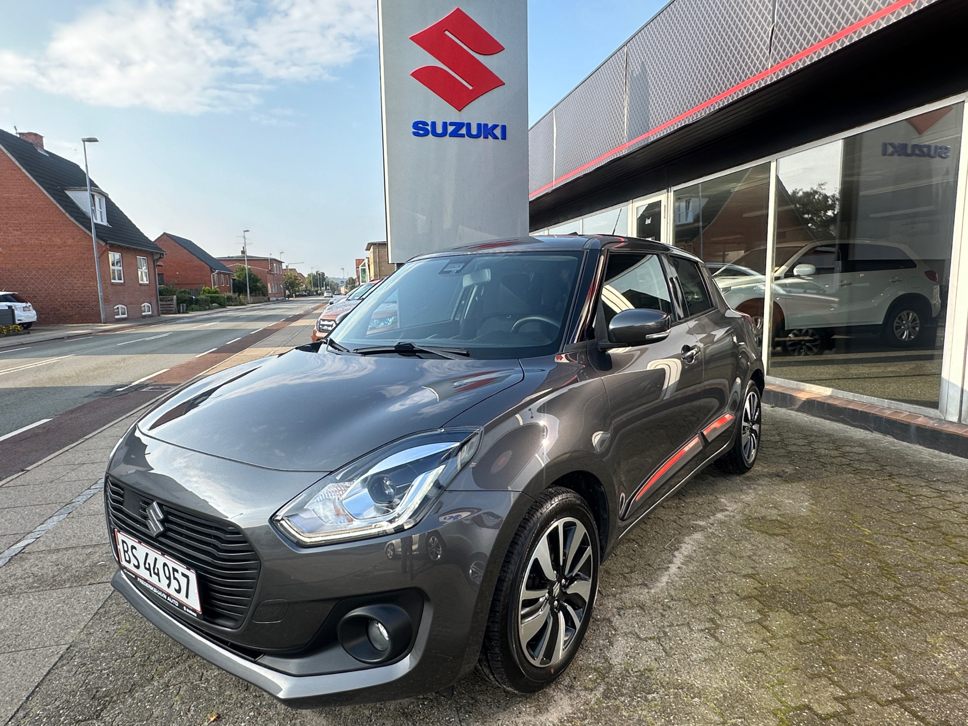 Billede af Suzuki Swift 1,0 Boosterjet  Mild hybrid Turbo Exclusive mild-hybrid 112HK 5d