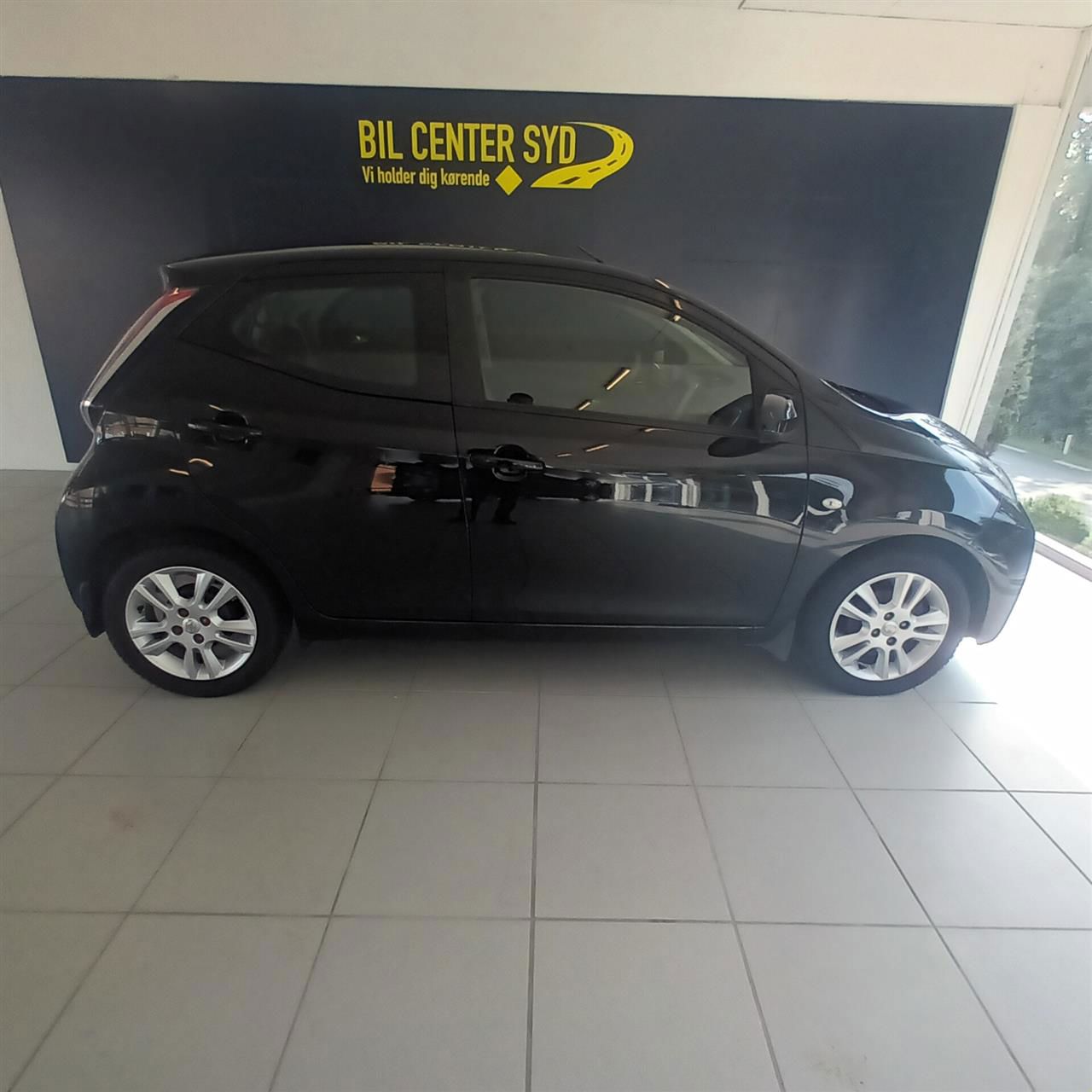 Billede af Toyota Aygo 1,0 VVT-I X-Play + Plus pakke 69HK 5d