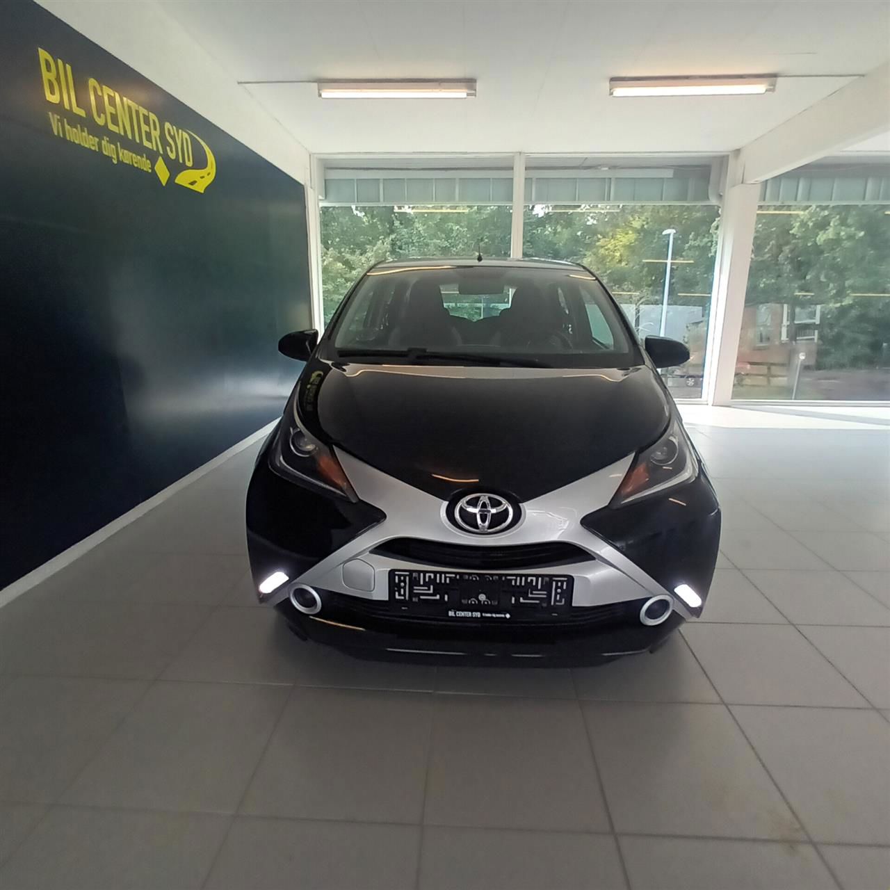 Billede af Toyota Aygo 1,0 VVT-I X-Play + Plus pakke 69HK 5d