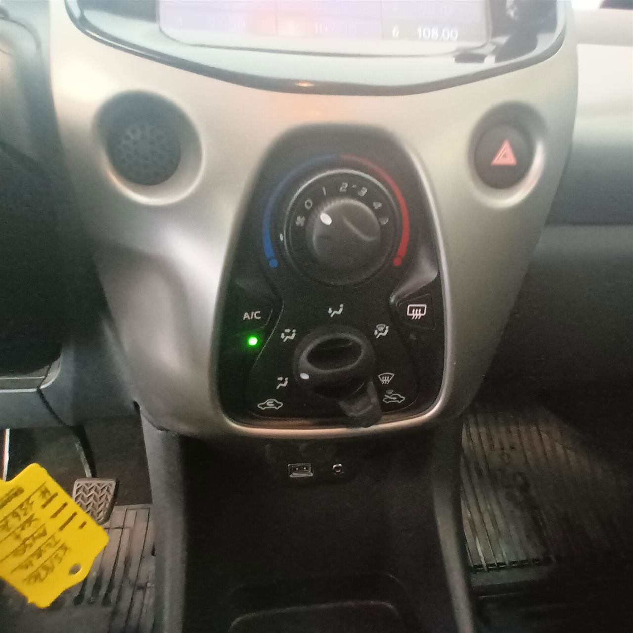 Billede af Toyota Aygo 1,0 VVT-I X-Play + Plus pakke 69HK 5d