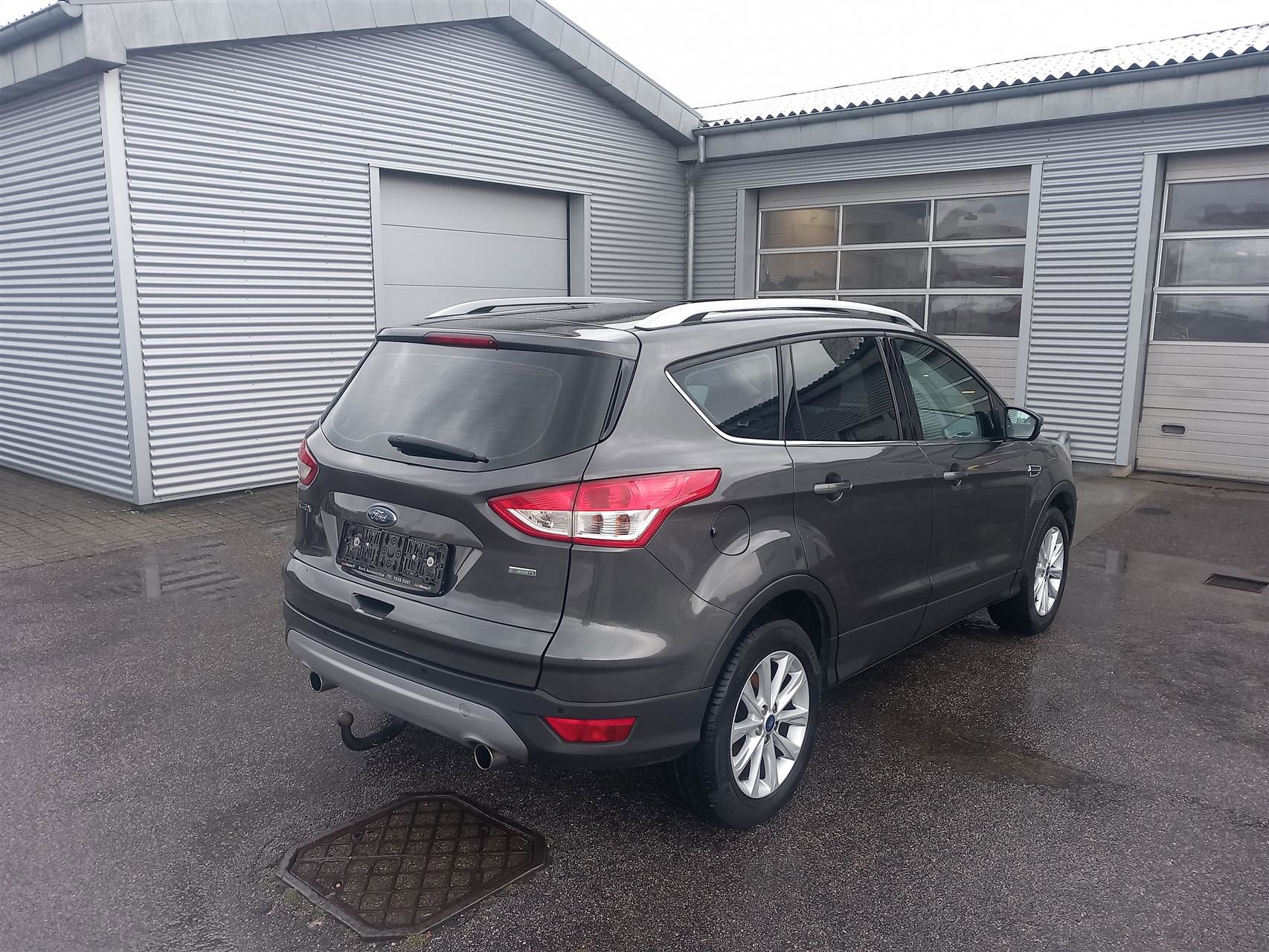 Ford Kuga 2016