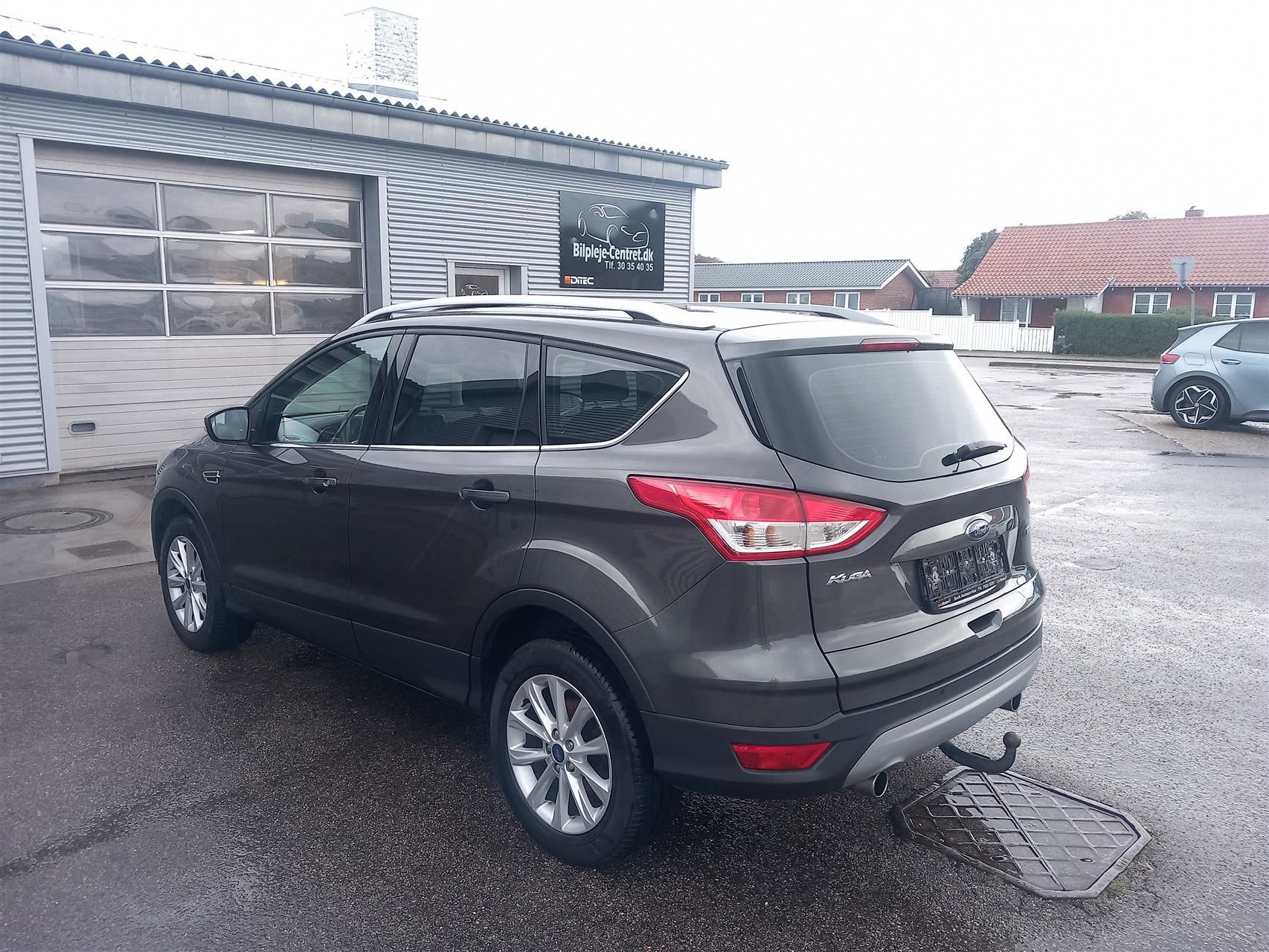 Ford Kuga 2016