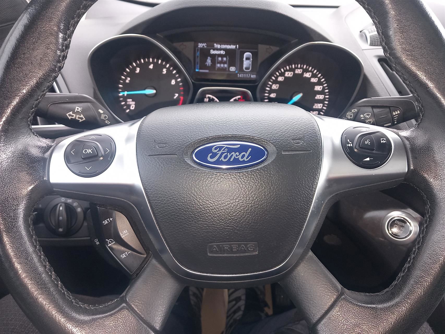 Ford Kuga 2016