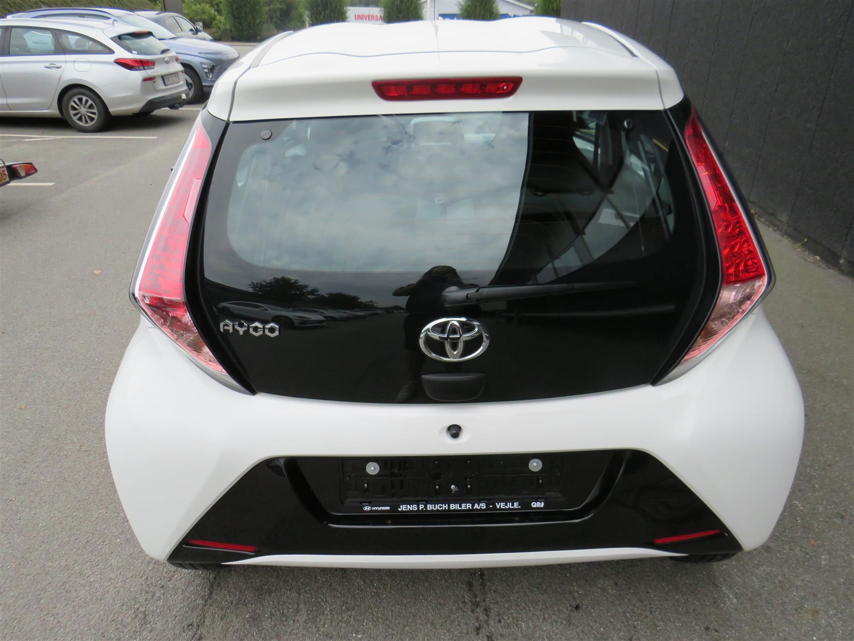 Billede af Toyota Aygo 1,0 VVT-I X-Play + Plus pakke 69HK 5d