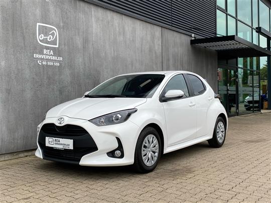 Toyota Yaris 1,0 VVT-I Essential 72HK 5d