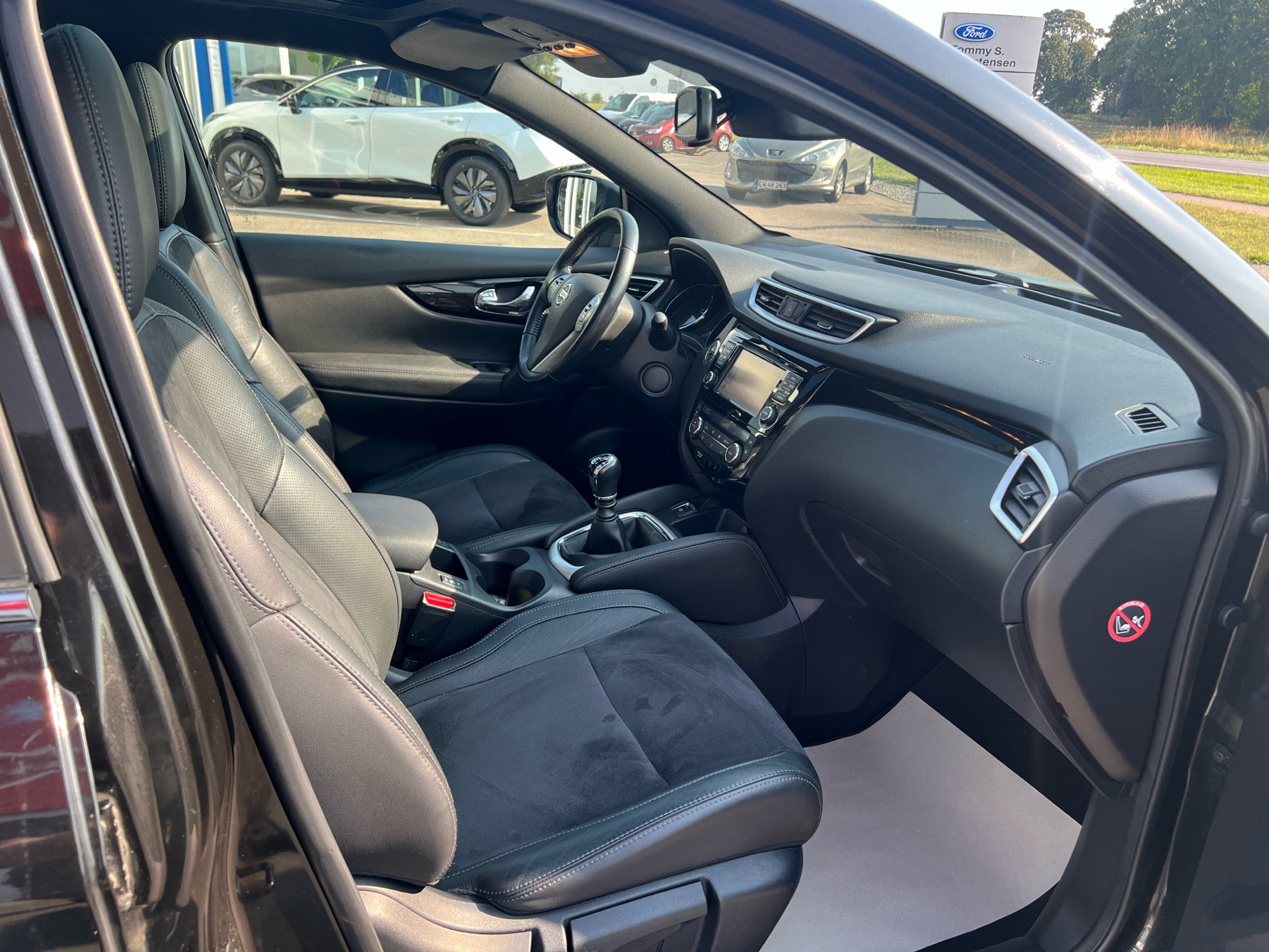 Billede af Nissan Qashqai 1,5 DCi N-Vision 110HK 5d 6g