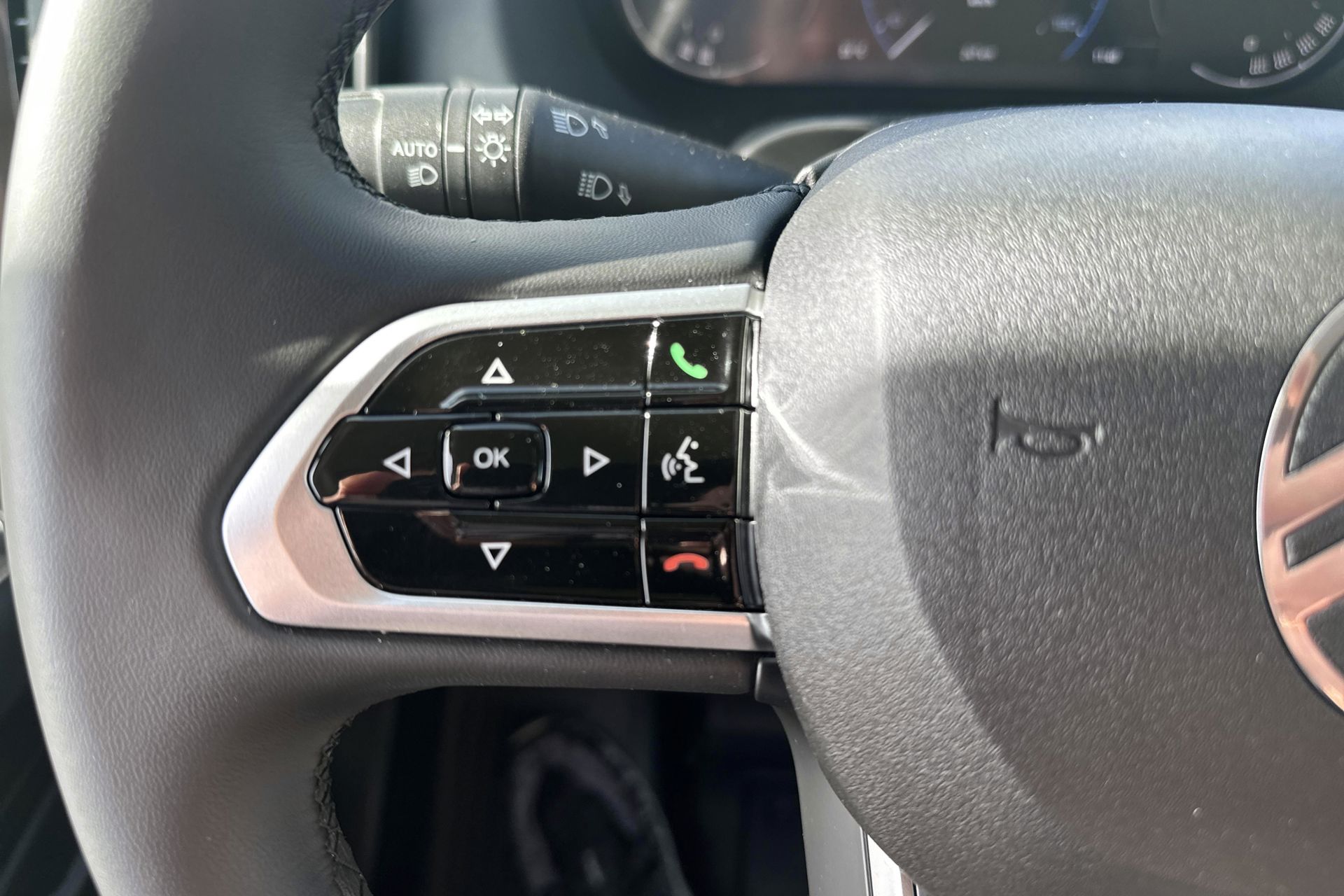 Billede af Citroën Jumper 35 L2H2 2,2 Blue HDi Masterline EAT8 140HK Van 8g Aut.