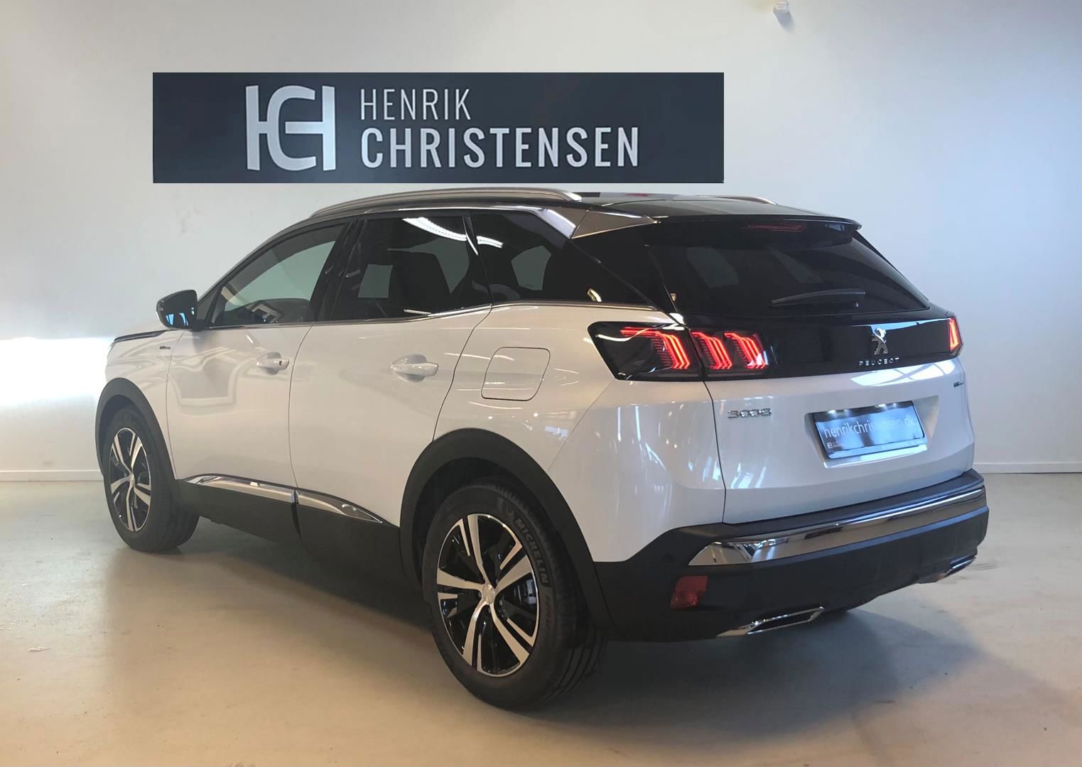 Billede af Peugeot 3008 1,6 PureTech  Plugin-hybrid First Selection EAT8 225HK 5d 8g Aut.