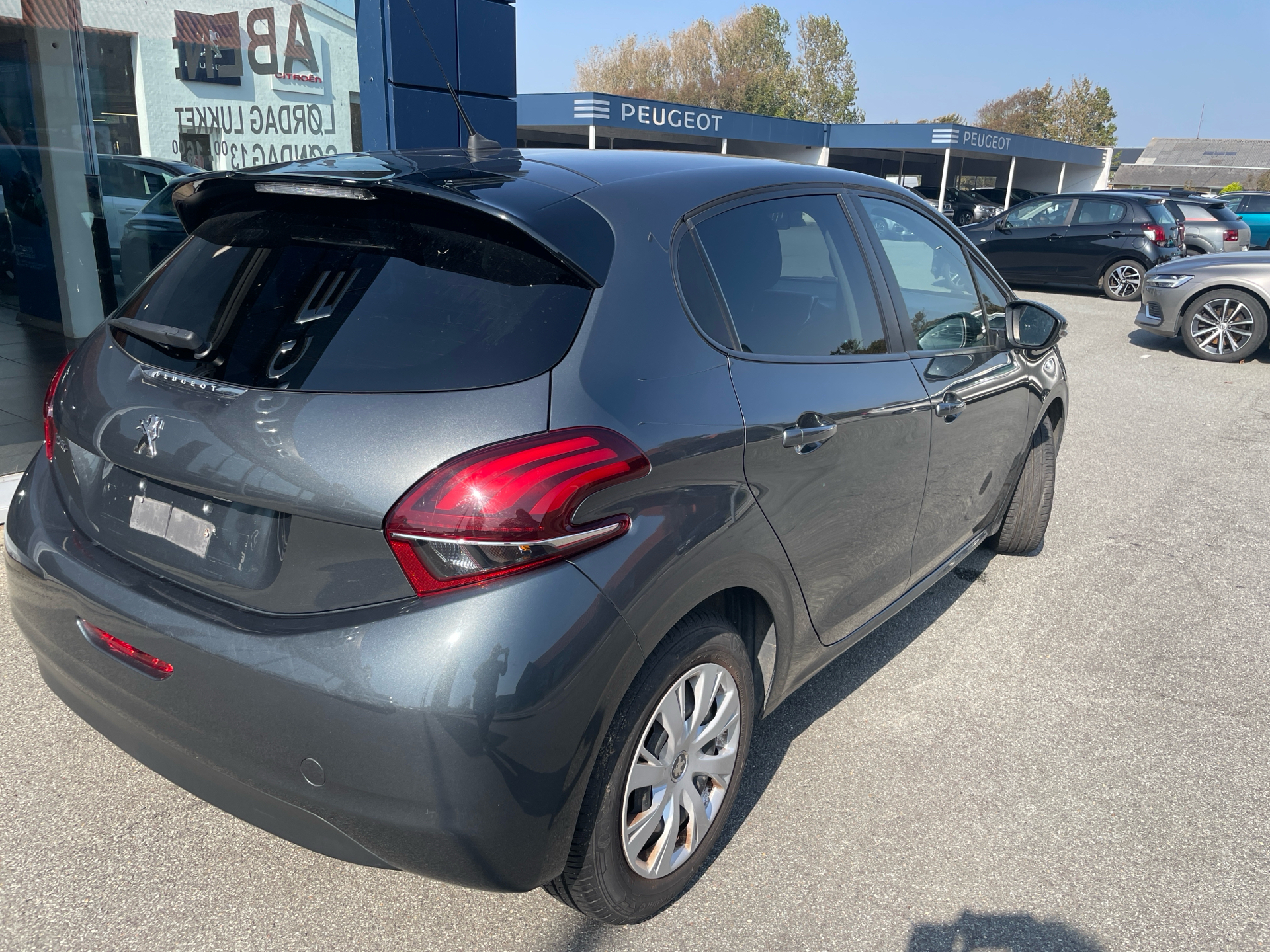 Billede af Peugeot 208 1,6 BlueHDi Envy 100HK 5d