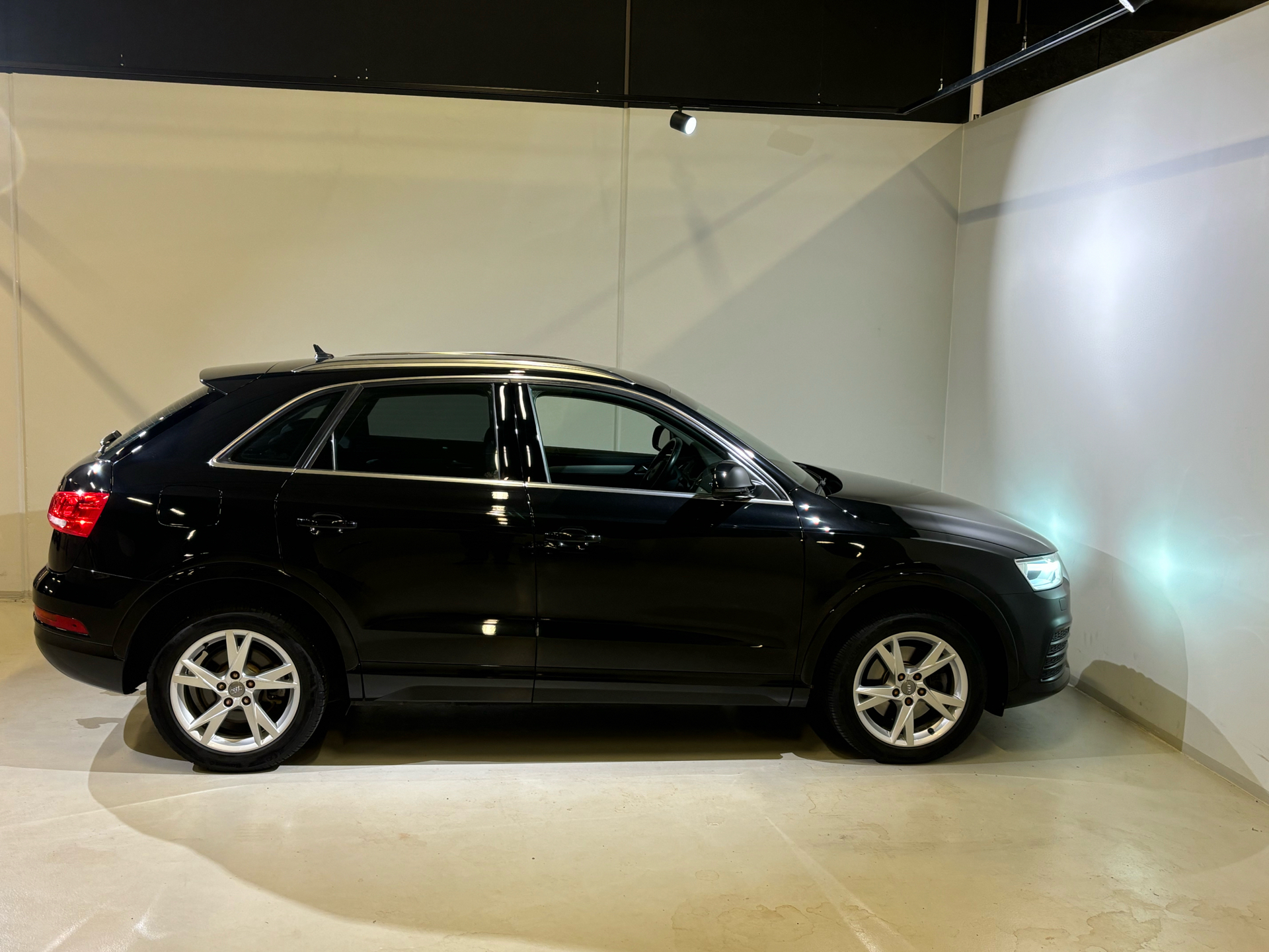 Billede af Audi Q3 1,4 TFSI Sport S Tronic 150HK 5d 7g Aut.