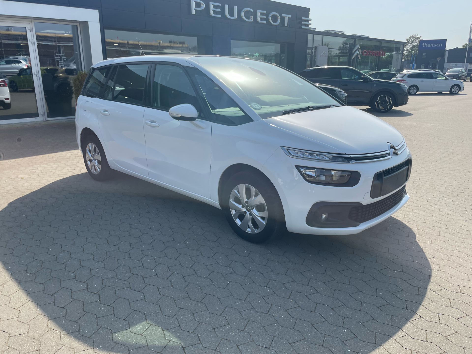 Billede af Citroën Grand C4 SpaceTourer 1,5 Blue HDi Platinum Limited EAT8 130HK 8g Aut.