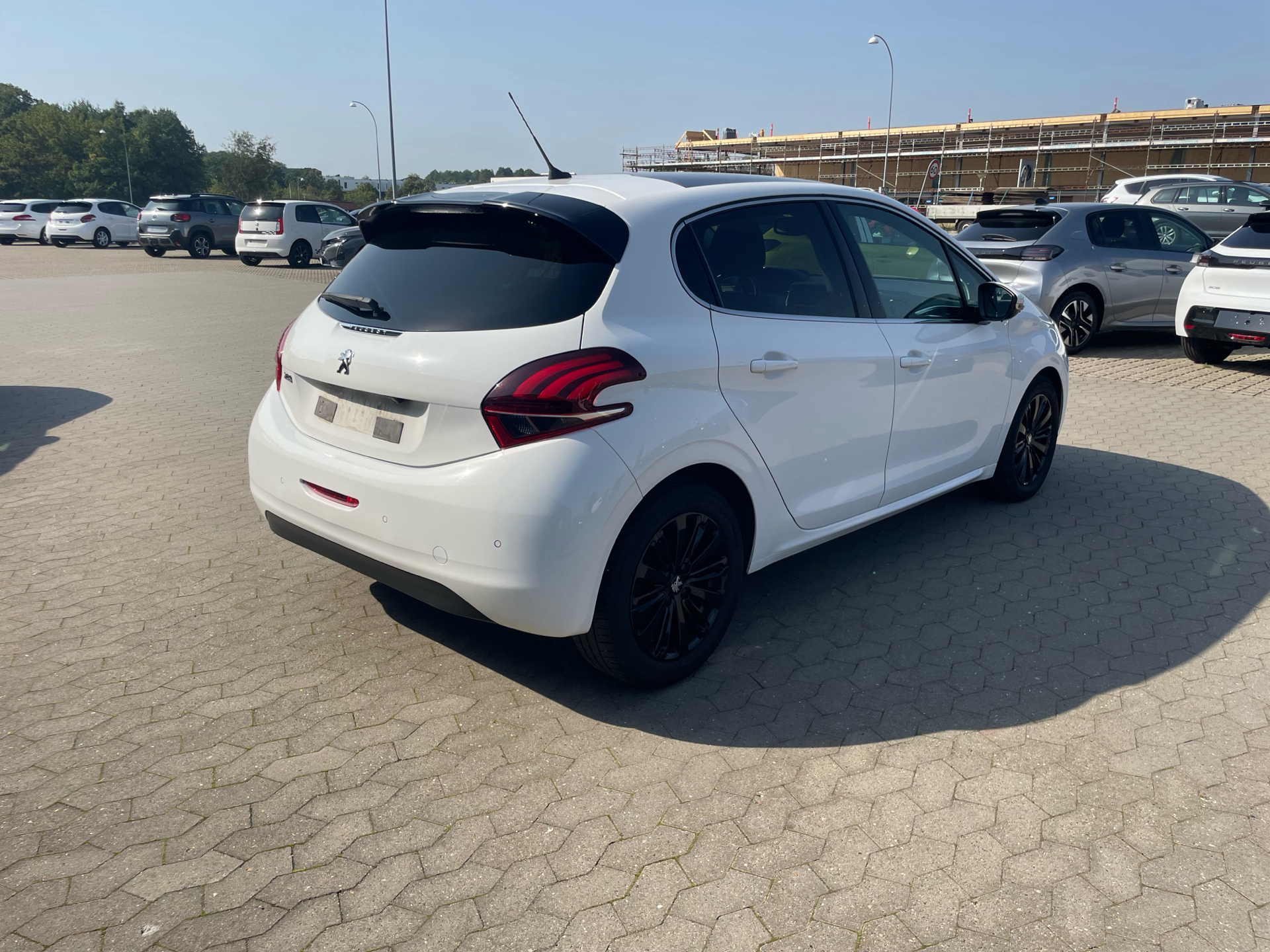 Billede af Peugeot 208 1,5 BlueHDi Prestige 100HK 5d