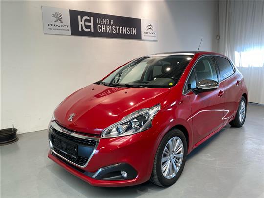 Peugeot 208 1,6 BlueHDi Selection Sky 100HK 5d