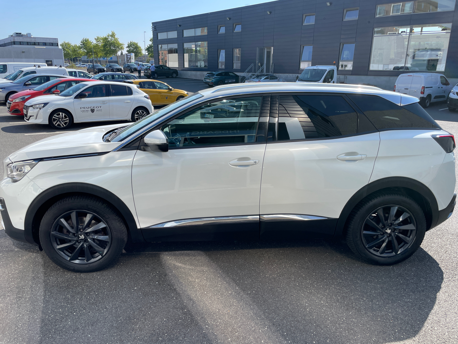 Billede af Peugeot 3008 1,6 BlueHDi Allure EAT6 120HK 6g Aut.