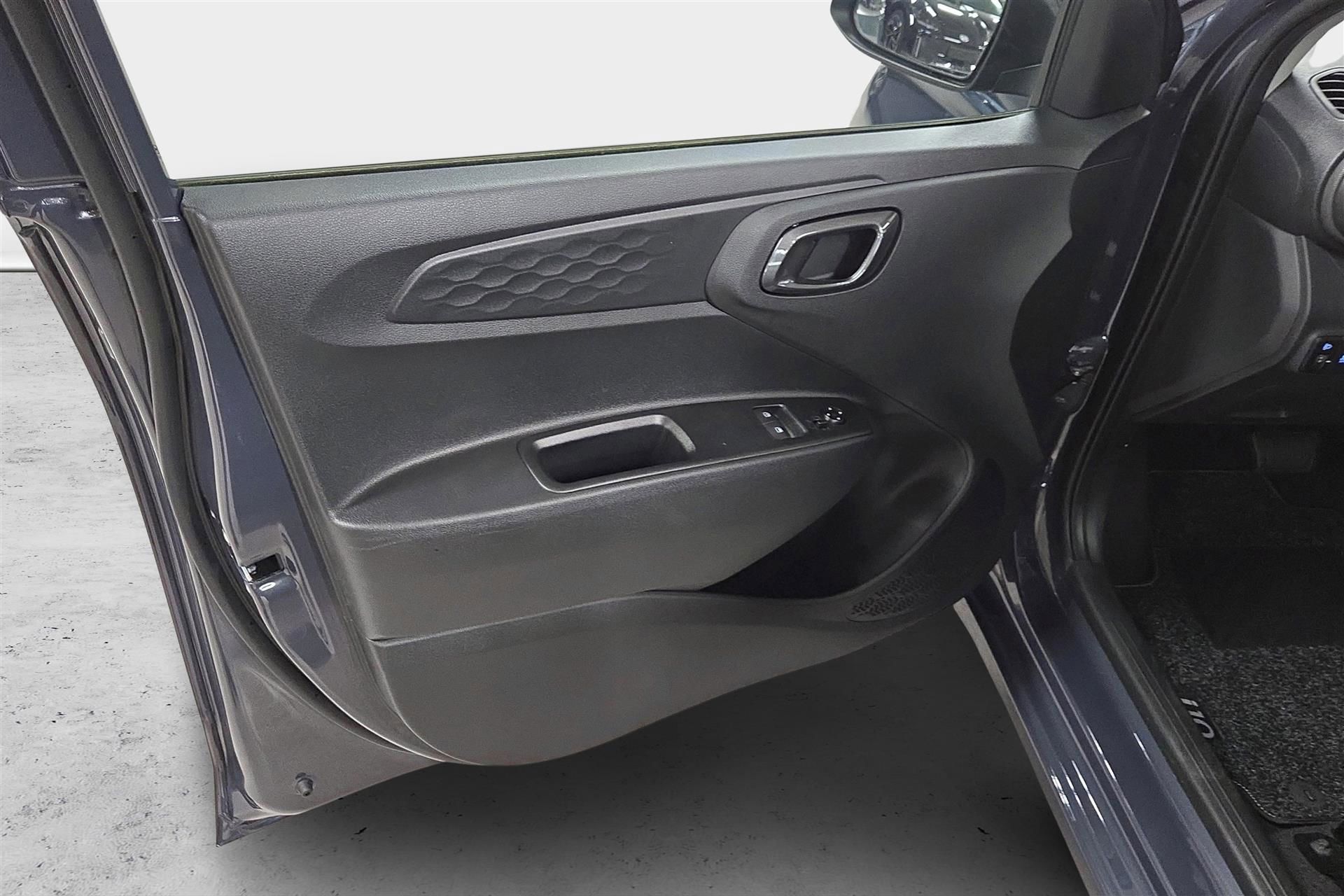 Billede af Hyundai i10 1,0 Essential AMT 67HK 5d Aut.