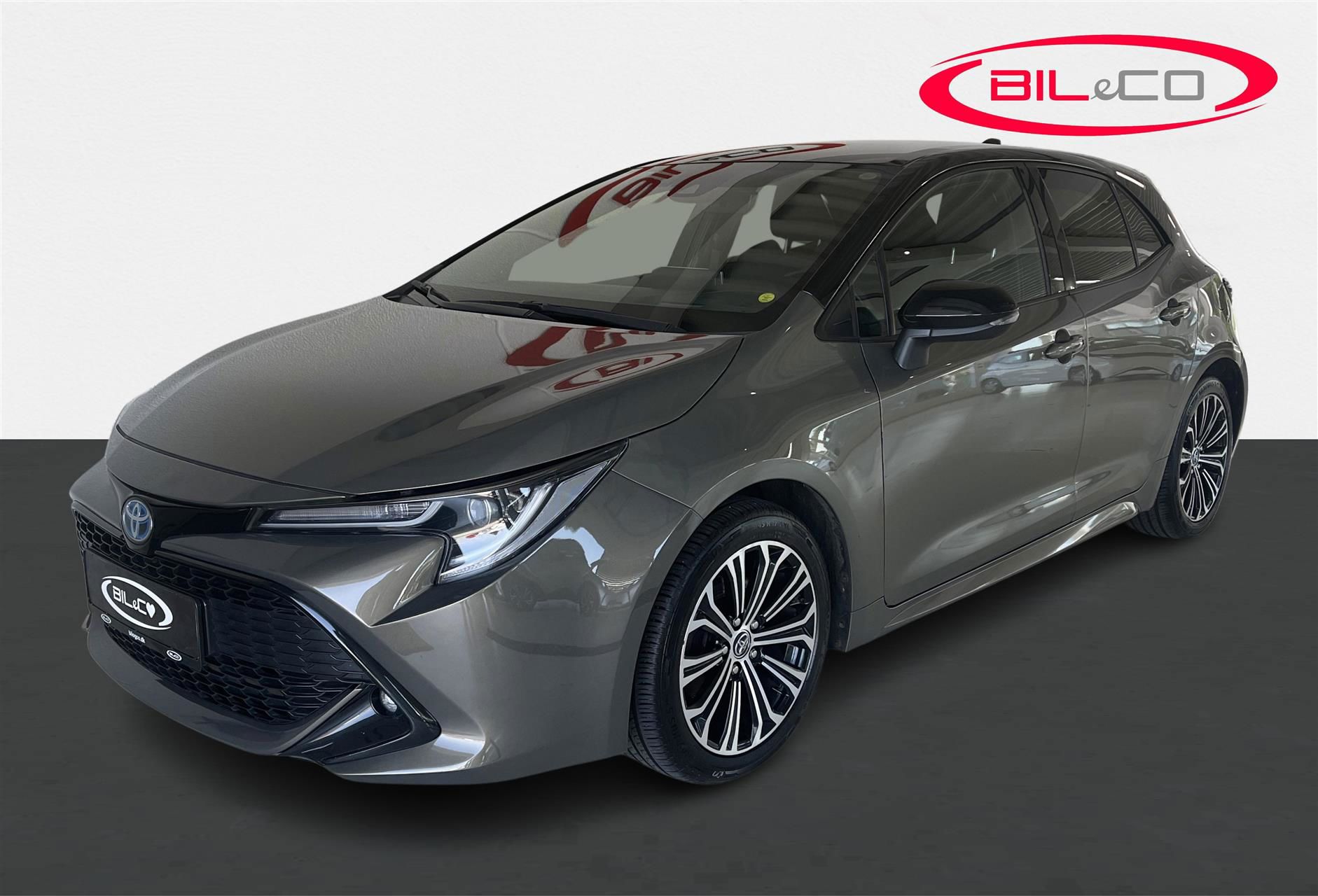 Billede af Toyota Corolla 2,0 Hybrid H3 Premium E-CVT 180HK 5d 6g Aut.