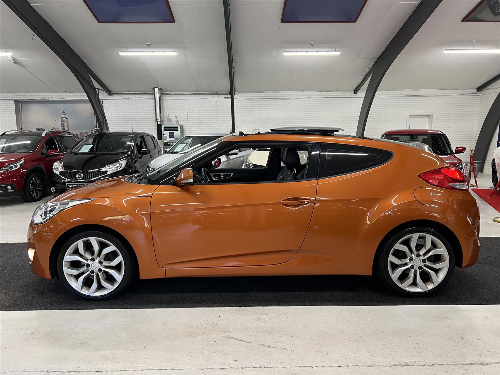 Hyundai Veloster 2011