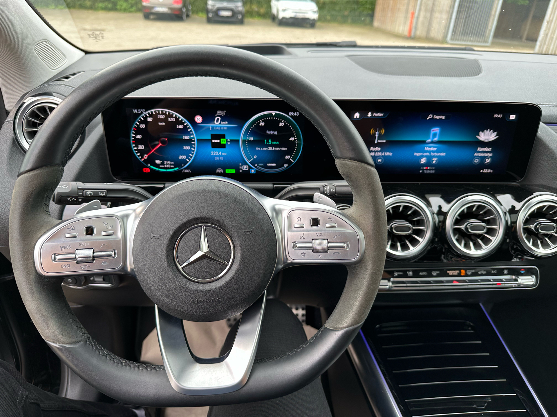 Billede af Mercedes-Benz EQA 250 EL AMG Line 190HK 5d Aut.