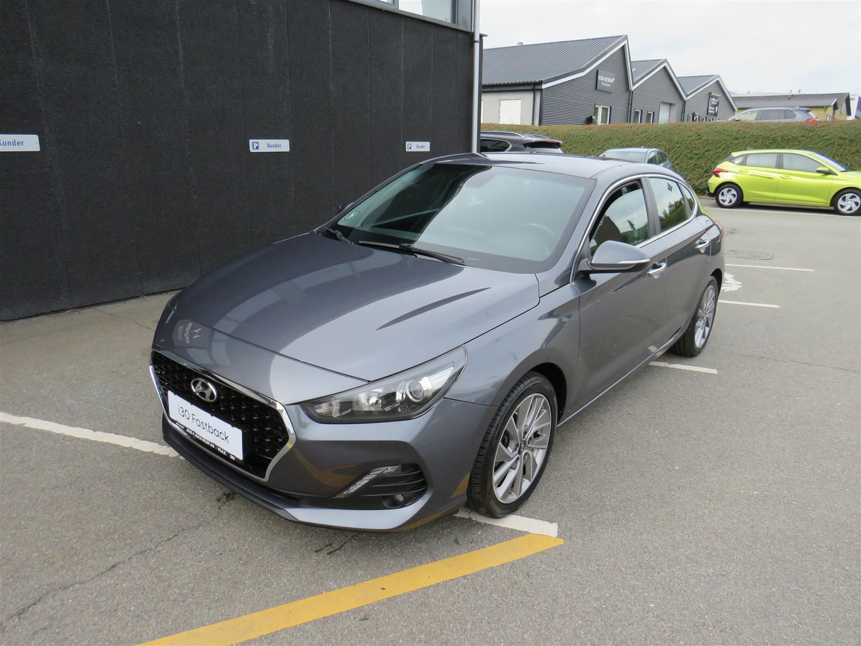 Billede af Hyundai i30 Fastback 1,0 T-GDI Trend 120HK 5d 6g