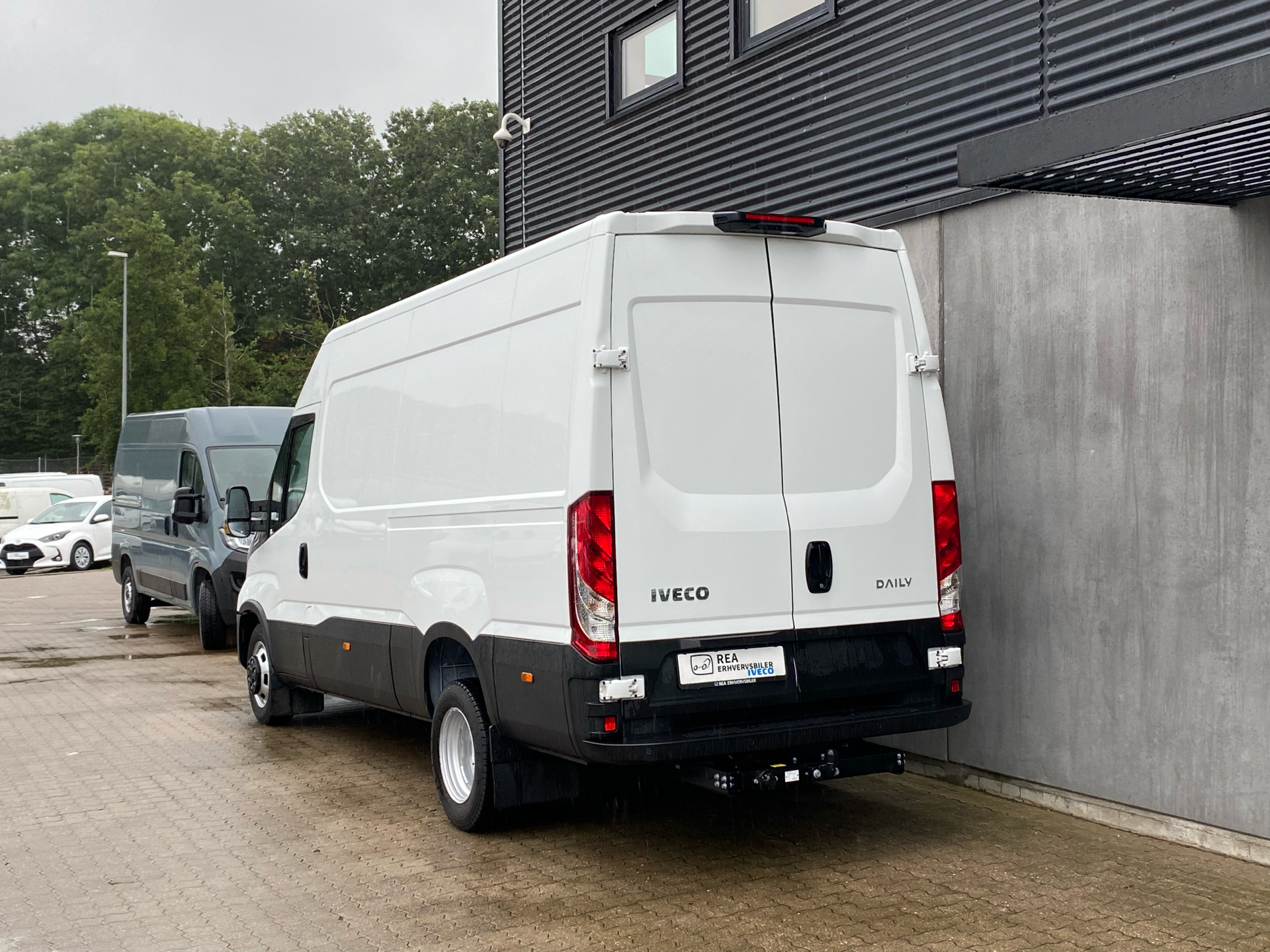 Billede af Iveco Daily 35C18 12m3 3,0 D Hi-Matic 180HK Van 8g Aut.