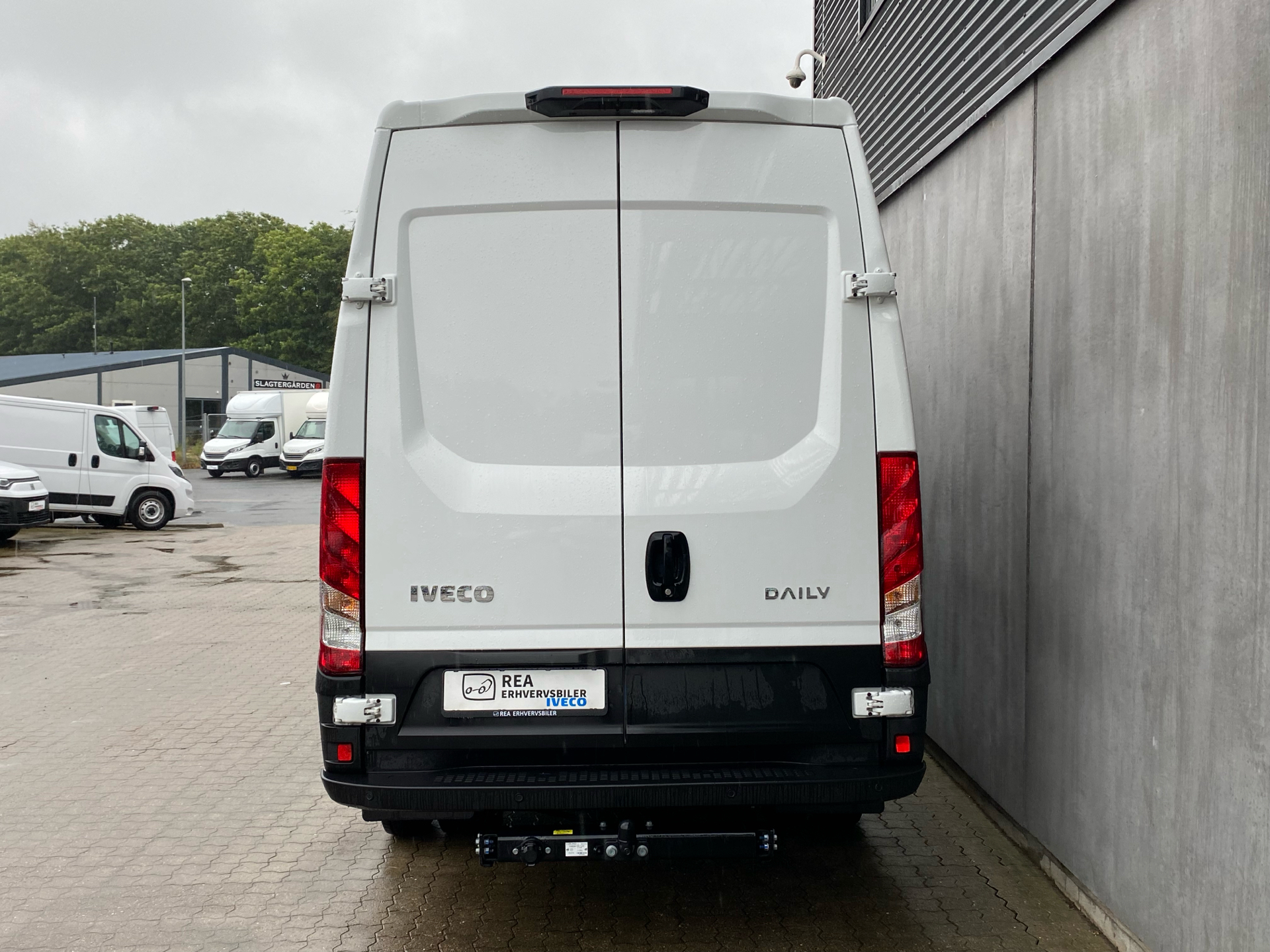 Billede af Iveco Daily 35C18 12m3 3,0 D Hi-Matic 180HK Van 8g Aut.