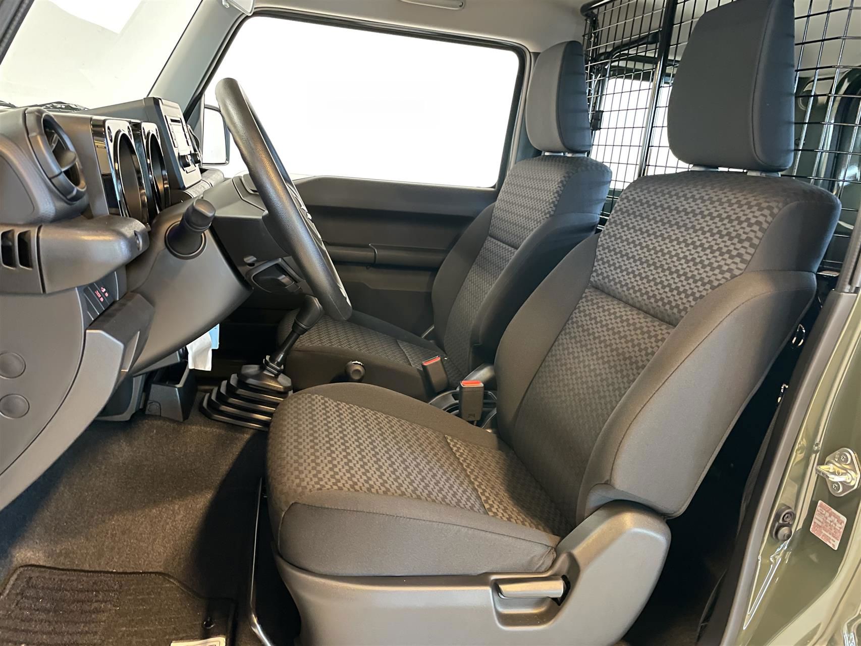 Billede af Suzuki Jimny 1,5 Touch AllGrip 102HK Van