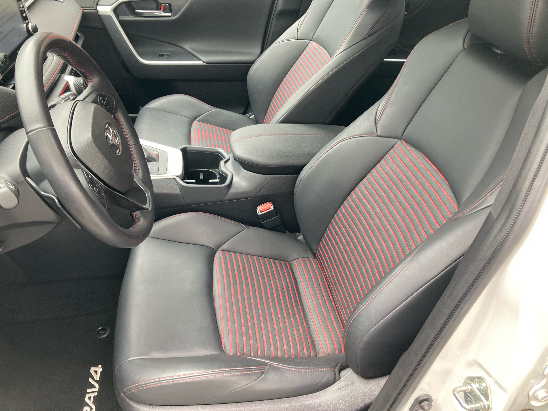 Billede af Toyota RAV4 Plug-in 2,5 Plugin-hybrid Style AWD 306HK 5d 6g Aut.