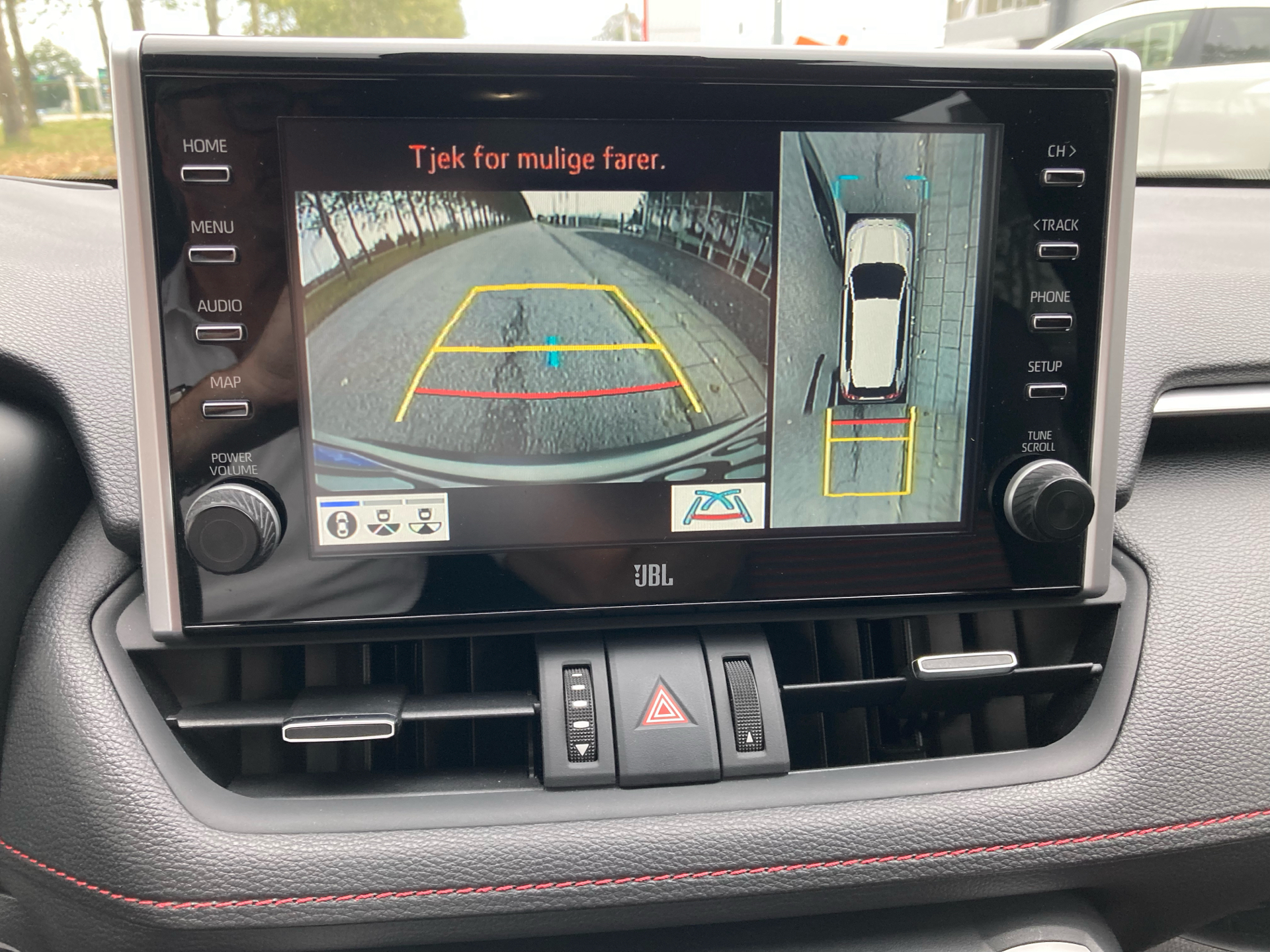 Billede af Toyota RAV4 Plug-in 2,5 Plugin-hybrid Style AWD 306HK 5d 6g Aut.