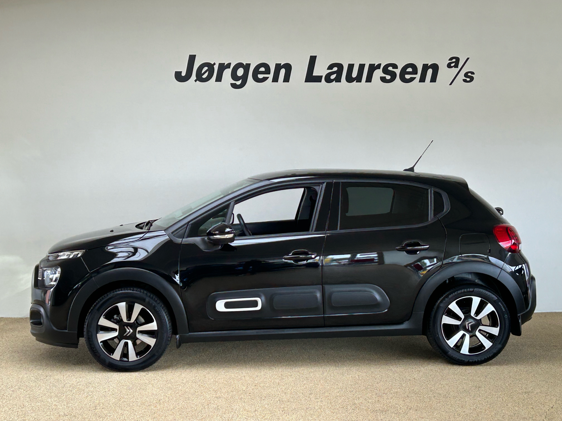 Billede af Citroën C3 1,2 PureTech Shine 83HK 5d