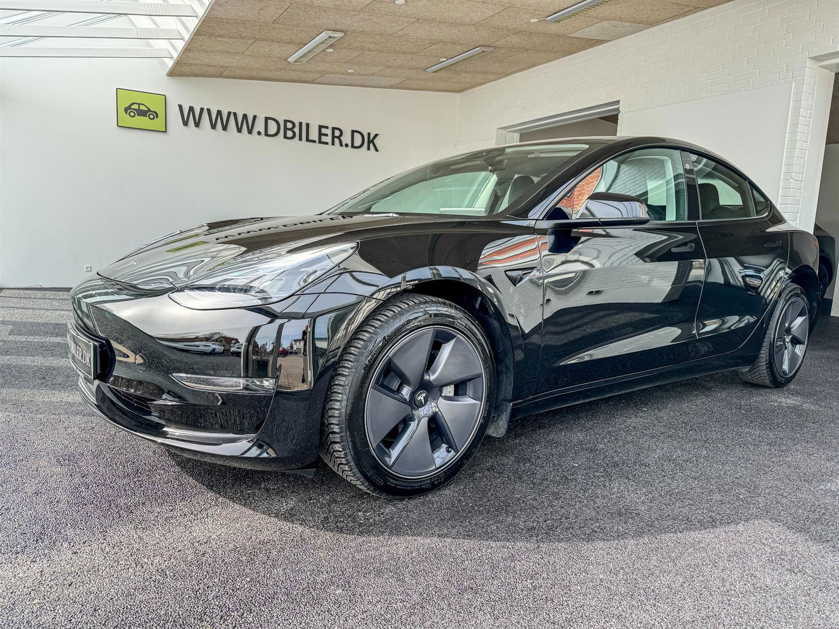 Billede af Tesla Model 3 EL Standard Range 283HK Aut.