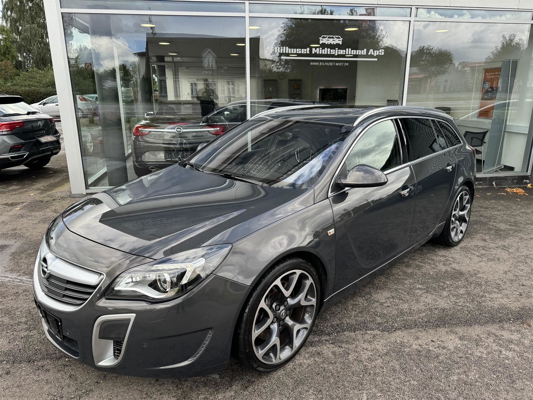 Billede af Opel Insignia OPC Sports Tourer 2,8 Turbo 4x4 325HK Stc 6g Aut.