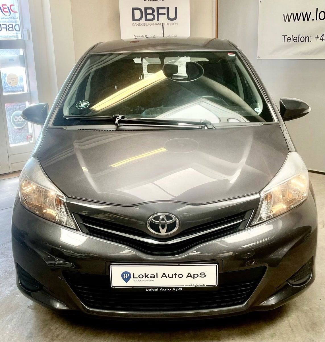 Toyota Yaris 2012