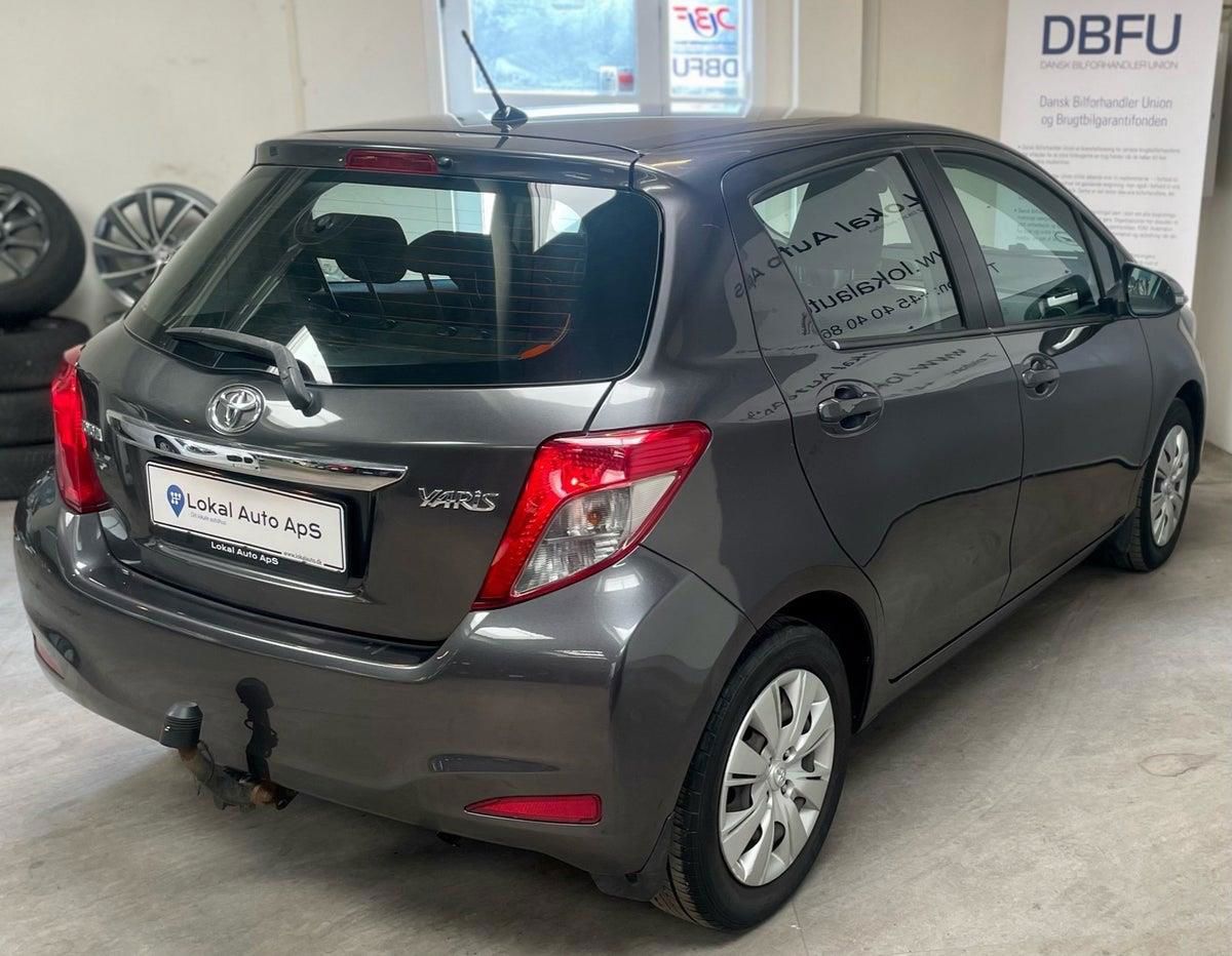 Toyota Yaris 2012