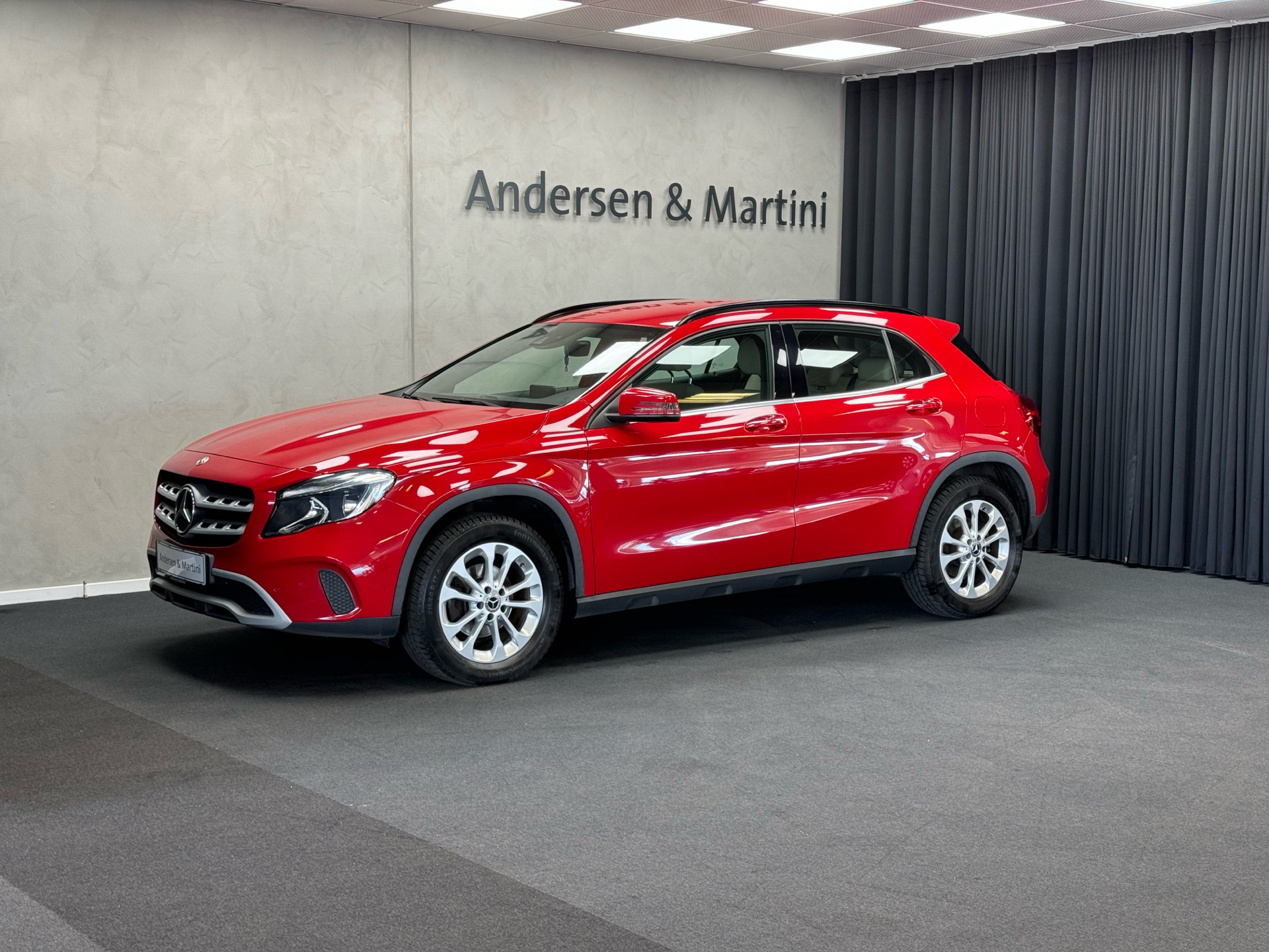 Billede af Mercedes-Benz GLA180 1,6 Progressive 7G-DCT 122HK 5d Aut.