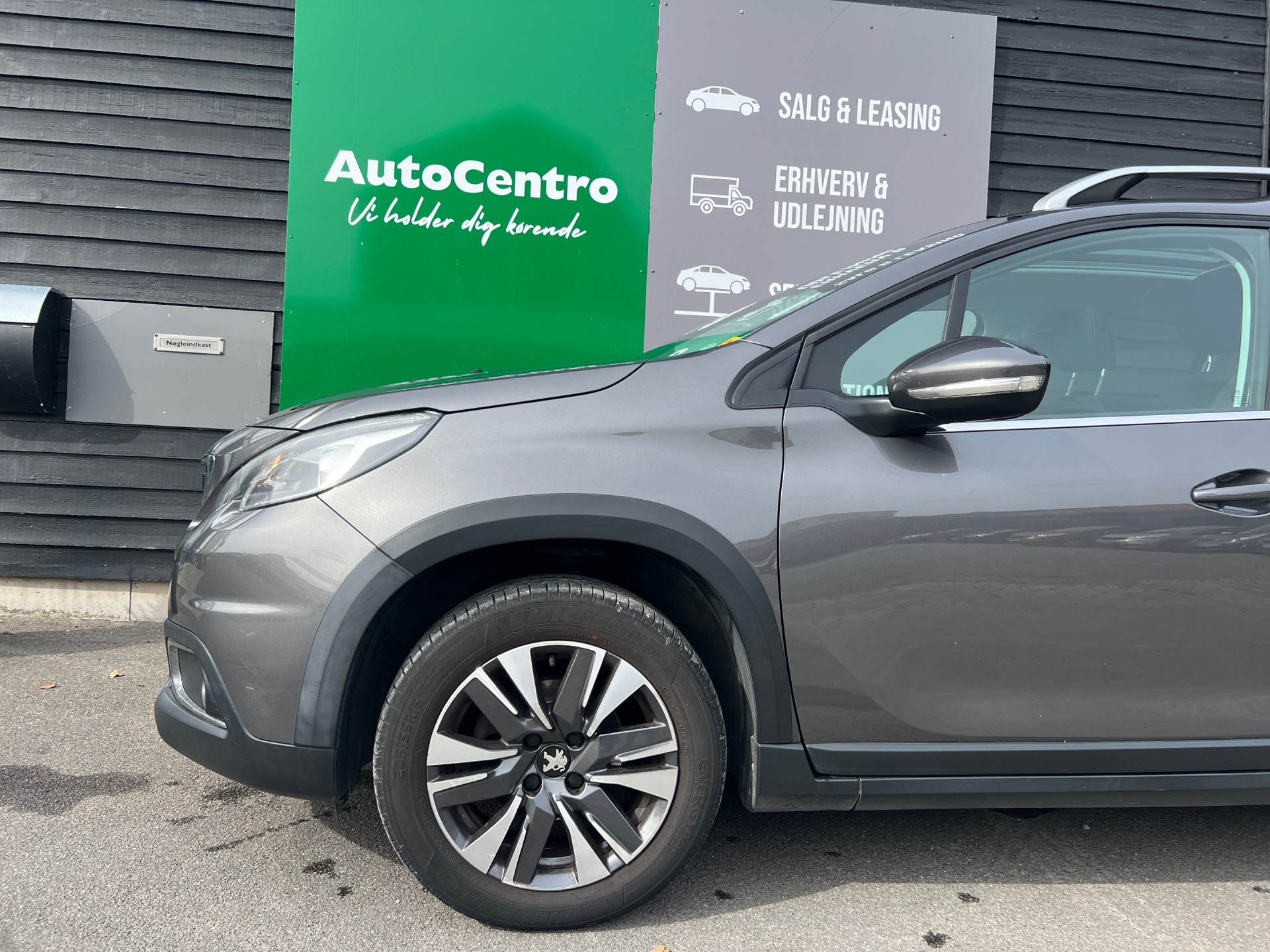 Billede af Peugeot 2008 1,6 BlueHDi Desire Sky 100HK