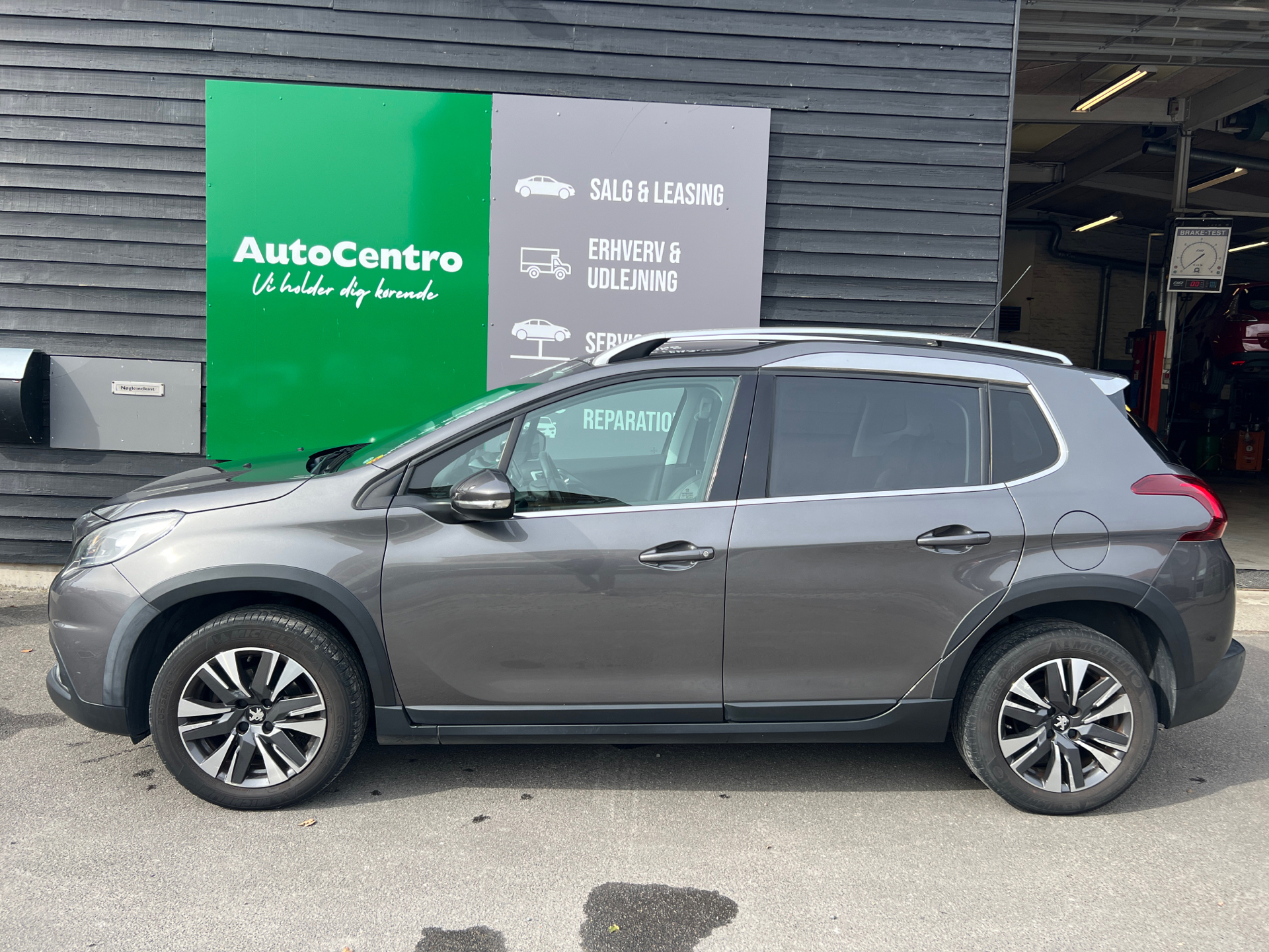 Billede af Peugeot 2008 1,6 BlueHDi Desire Sky 100HK